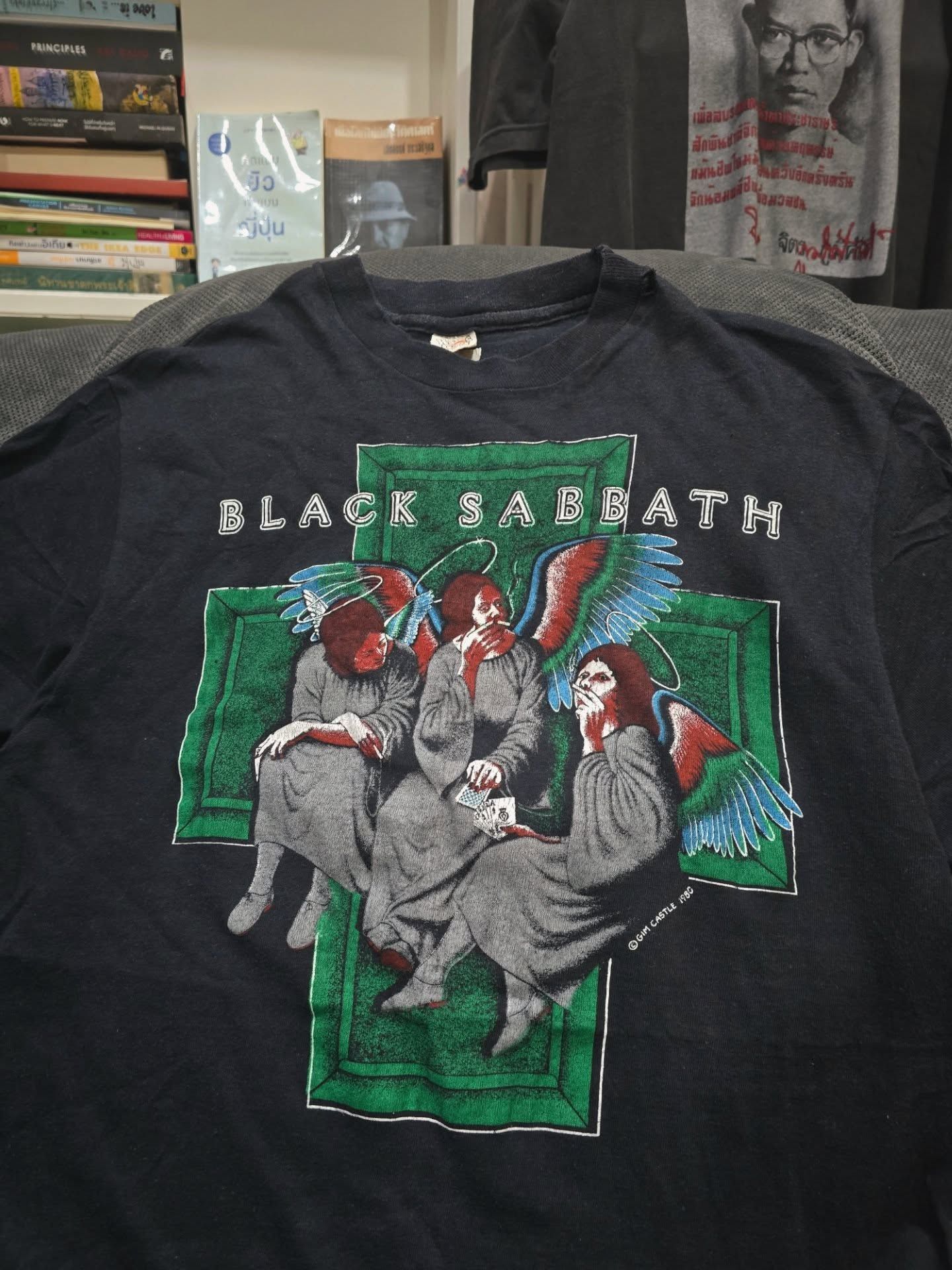 Vintage Vintage 80s Black Sabbath Angels Smoke t-shirt Size US L / EU 52-54 / 3 - 1 Thumbnail