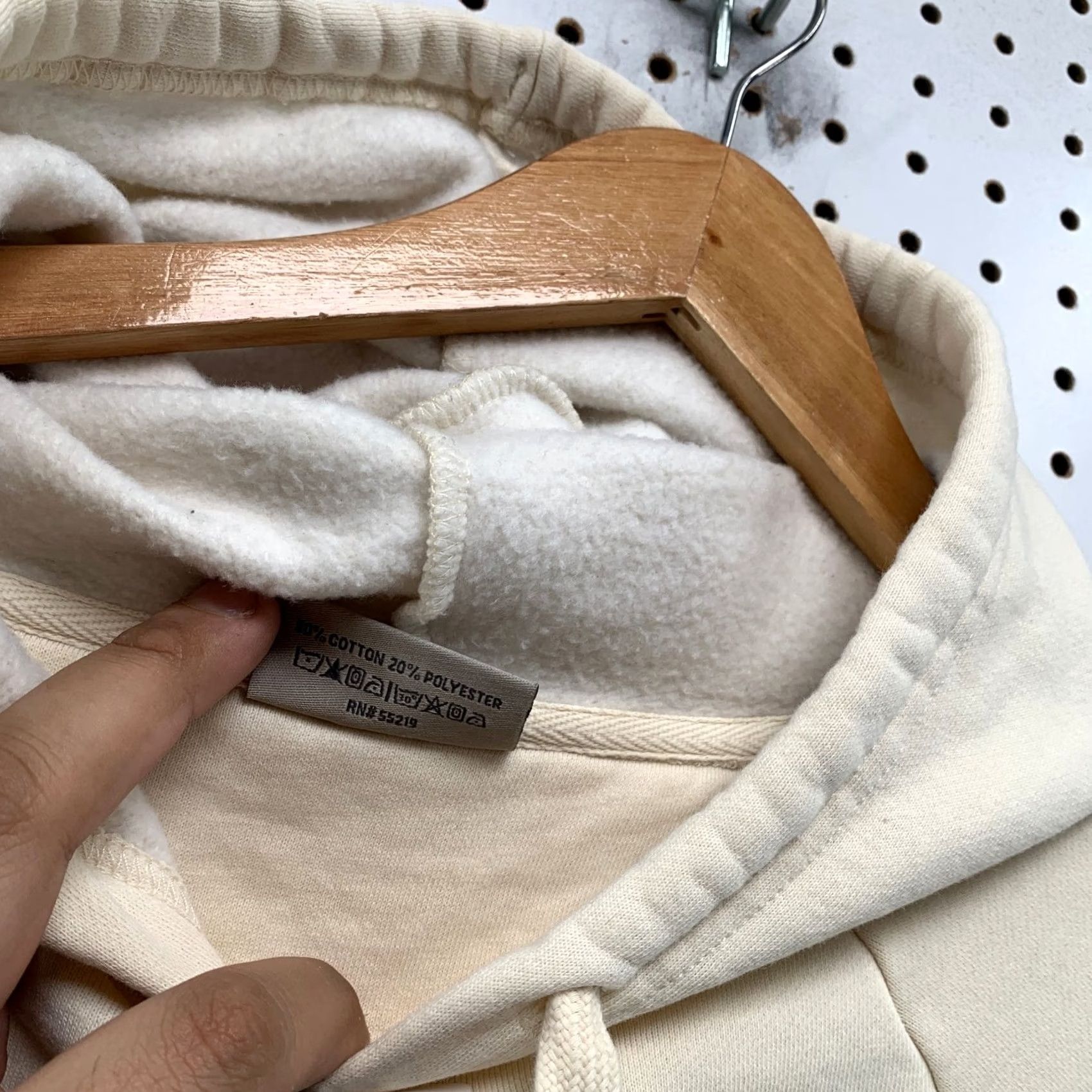 Vintage Taylor Swift Eras Tour Hoodie Sweatshirt Mens Small Beige Oversized Size US S / EU 44-46 / 1 - 7 Thumbnail