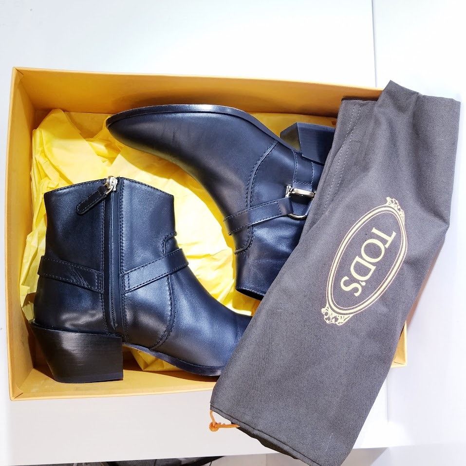 Tod's Tod's Tex leather harness heeled ankle boots size 37 black Size US 7 / IT 37 - 2 Thumbnail