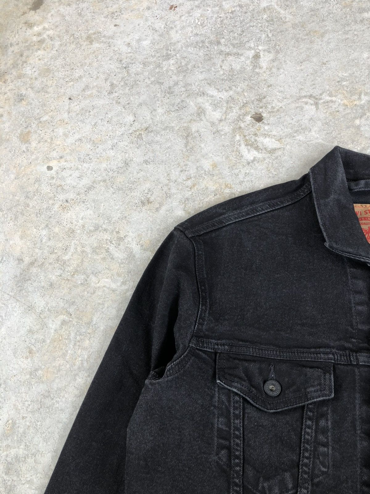 Levi's Y2k Levis Distressed Denim Jacket Size US M / EU 48-50 / 2 - 5 Thumbnail