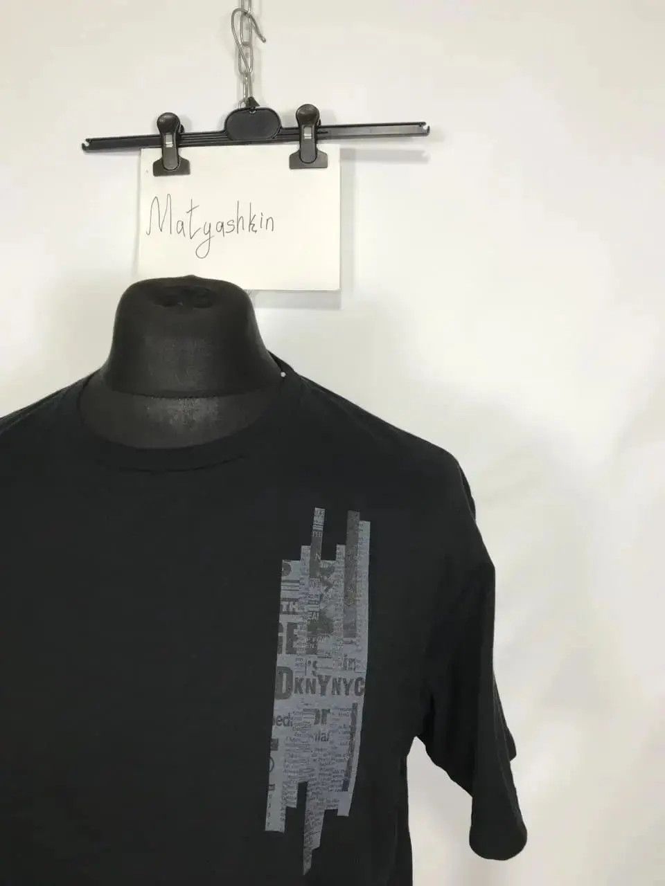 DKNY × Designer DKNY t-shirt size M Size US M / EU 48-50 / 2 - 3 Thumbnail