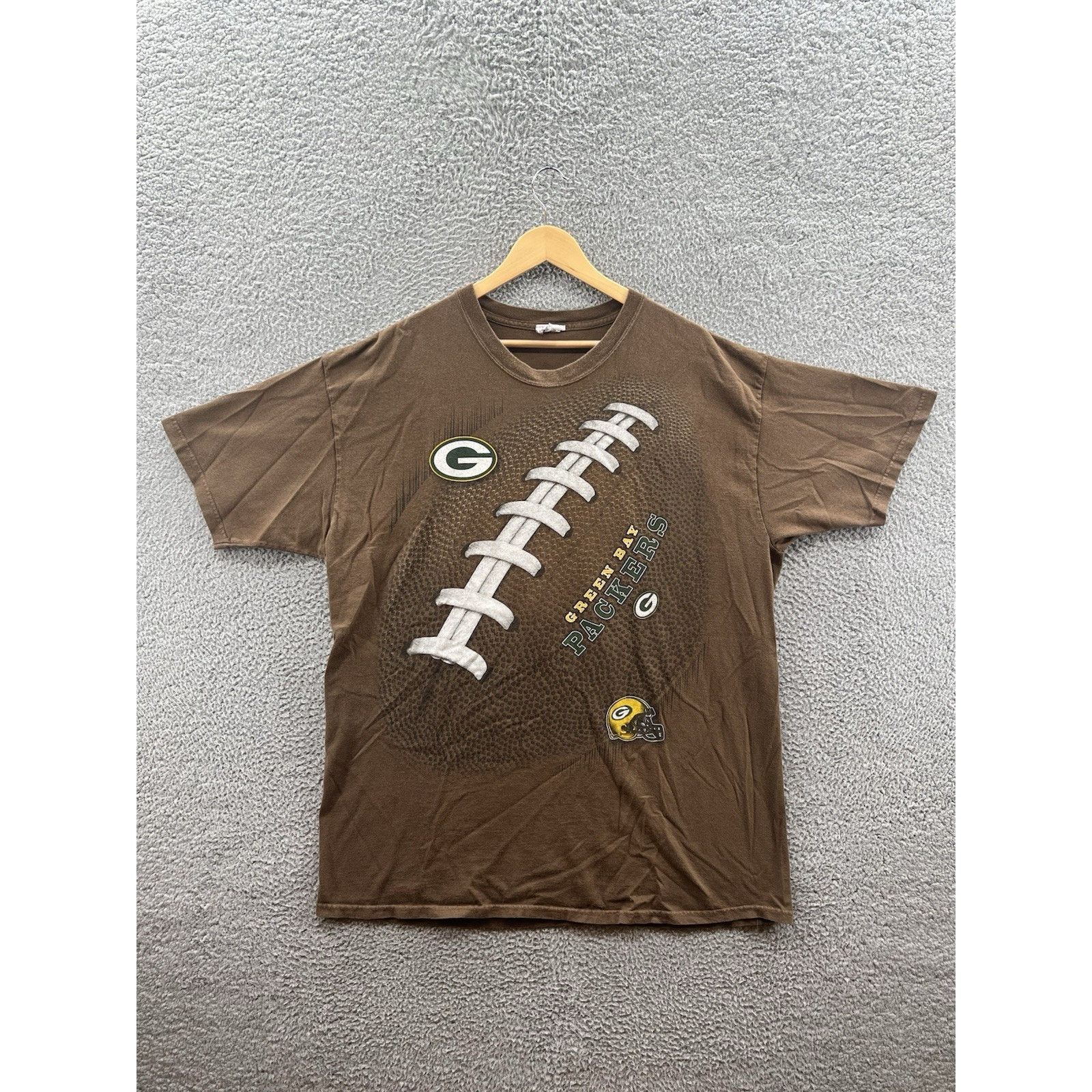 Majestic Majestic Green Bay Packers Brown Football All Over Print Tee Size US XXL / EU 58 / 5 - 1 Thumbnail