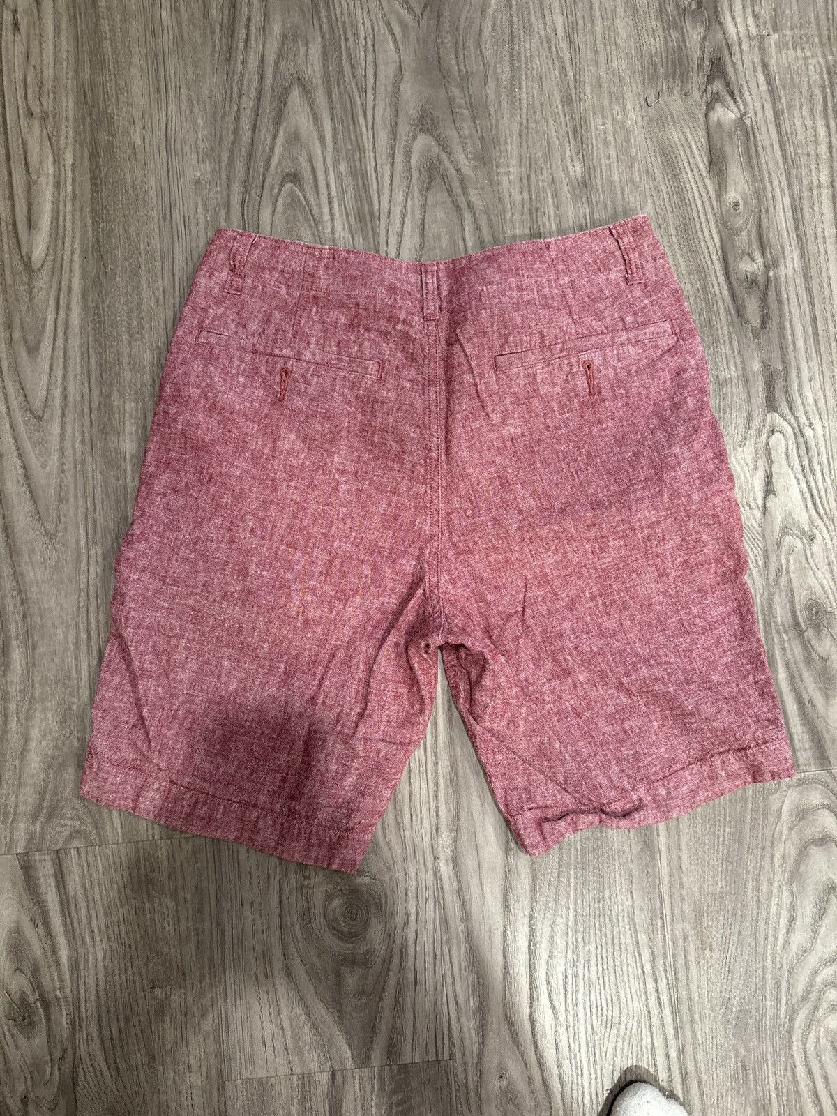 J.Crew J.Crew Shorts Faded Red Size 29 Size US 29 - 3 Thumbnail
