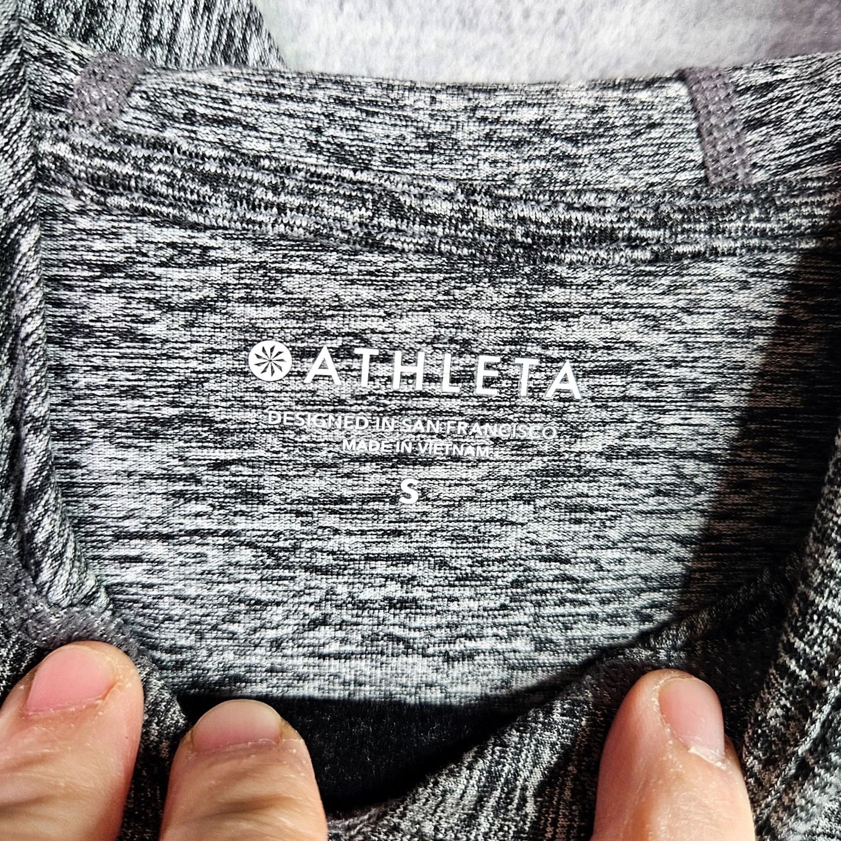 Athleta Athleta Women's Gray Long Sleeve Relaxed Cropped Hoodie S Casual Activewear Top Shirt Women Size S / US 4 / IT 40 - 5 Thumbnail
