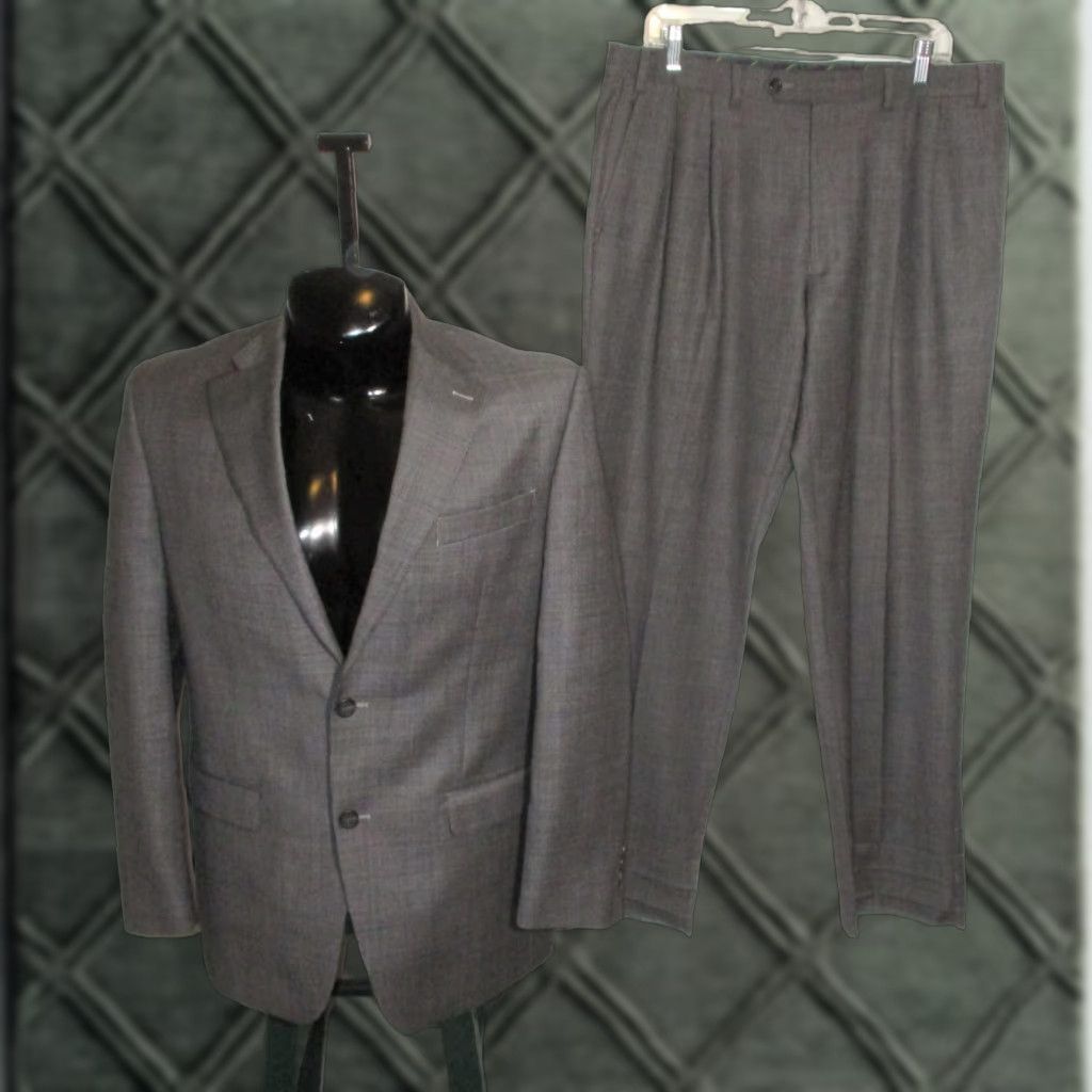 CHAPS 100% Wool Gray 2 Piece Suit Men's Size 38R 35W 32L Classic Business Wear