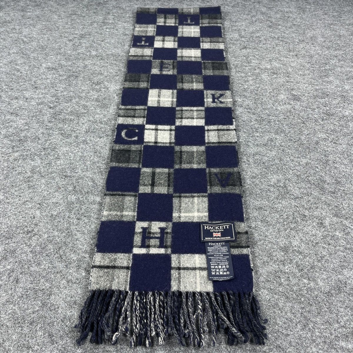 Hackett Scarf / Muffler / Neckwear T1029