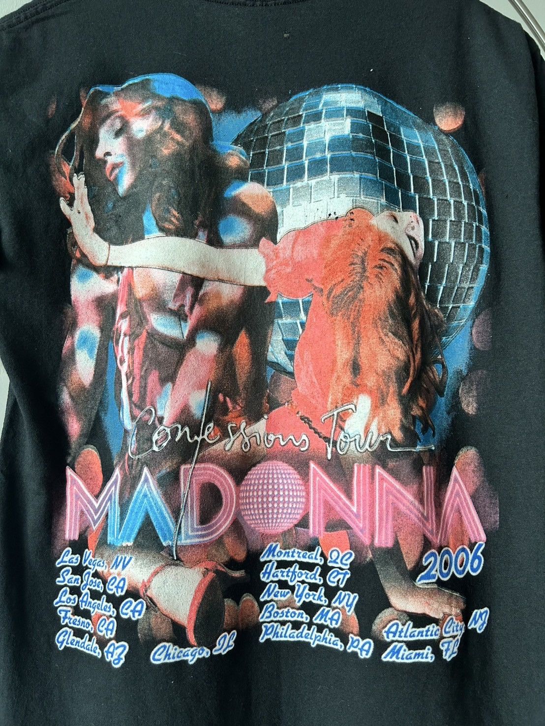 Band Tees Madonna Tour T Shirt 00’ Size US M / EU 48-50 / 2 - 6 Thumbnail