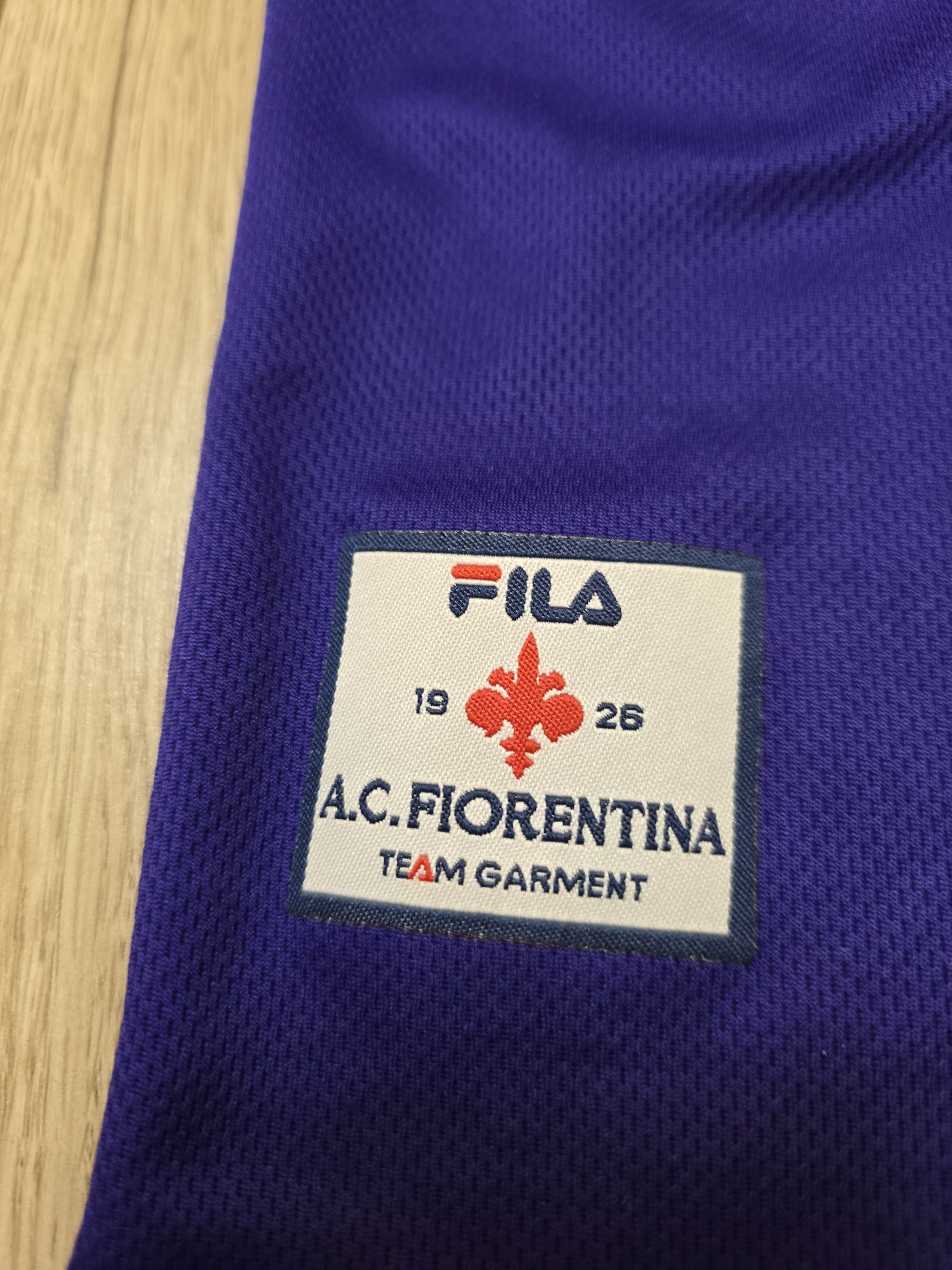 All Sport FIORENTINA 1998 1999 HOME BATISTUTA FOOTBALL SOCCER JERSEY Size US L / EU 52-54 / 3 - 6 Thumbnail