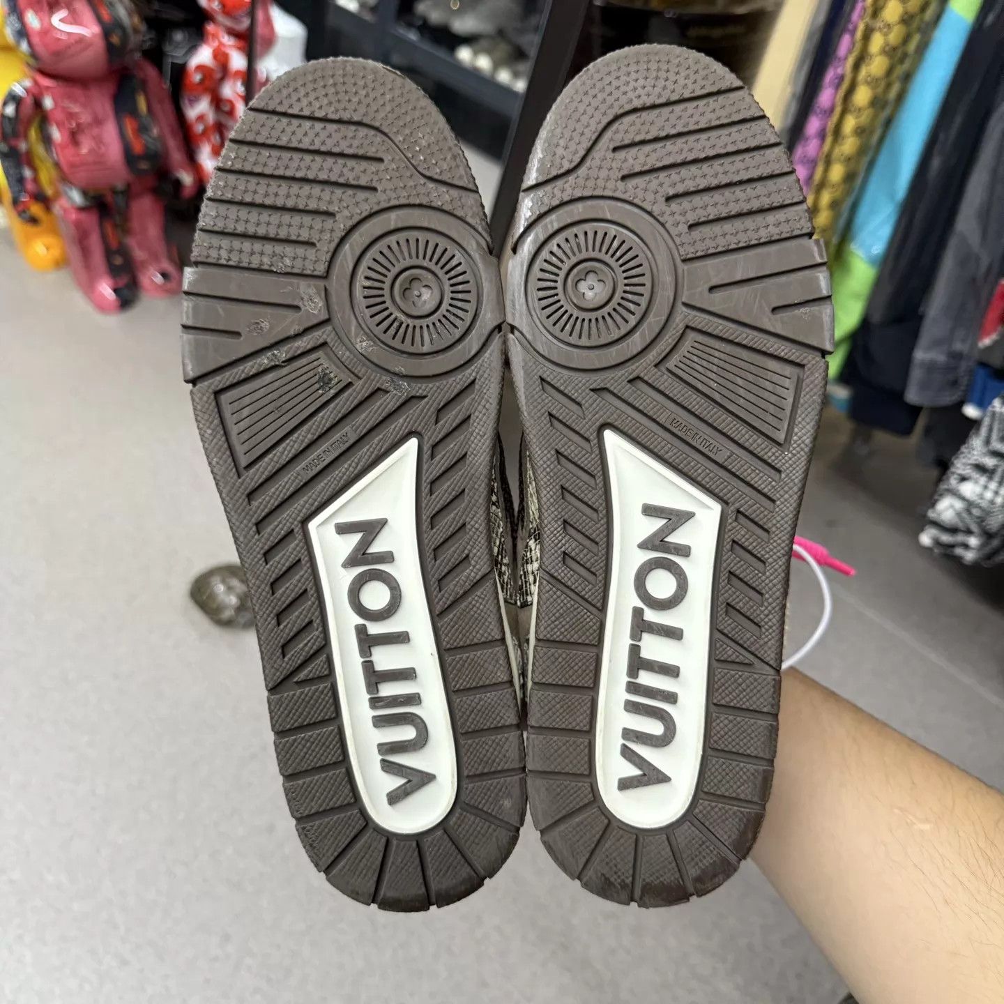 Louis Vuitton LV Skate Mocha Brown Snakeskin US 8 Worn Once Size US 8 / EU 41 - 9 Thumbnail