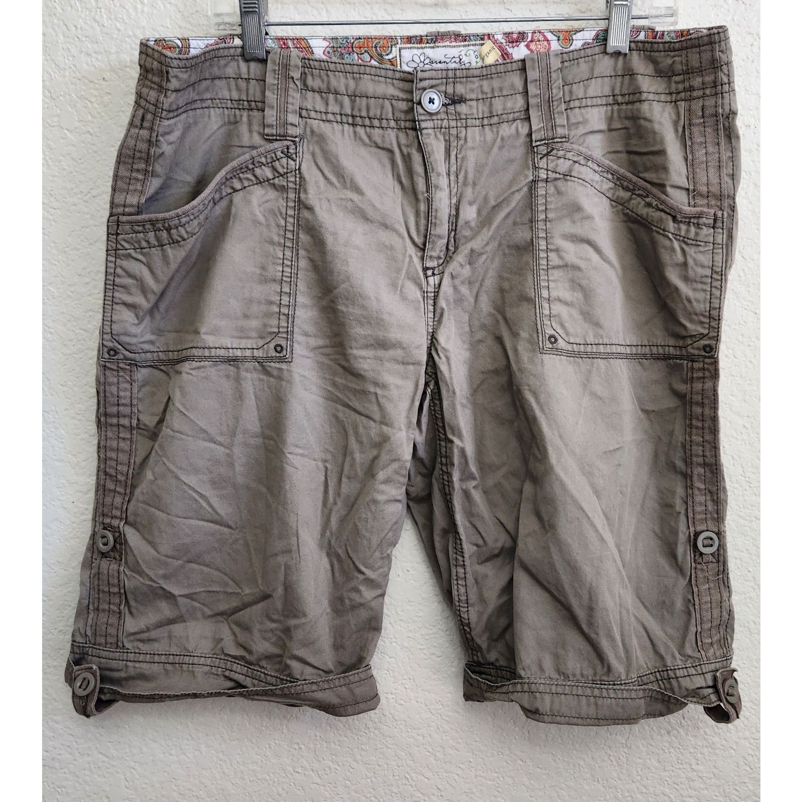 Anthropologie Aventura Anthropologie Gray Brown Arden Roll Tab Shorts 14 Size 36" / US 14 / IT 50 - 1 Thumbnail