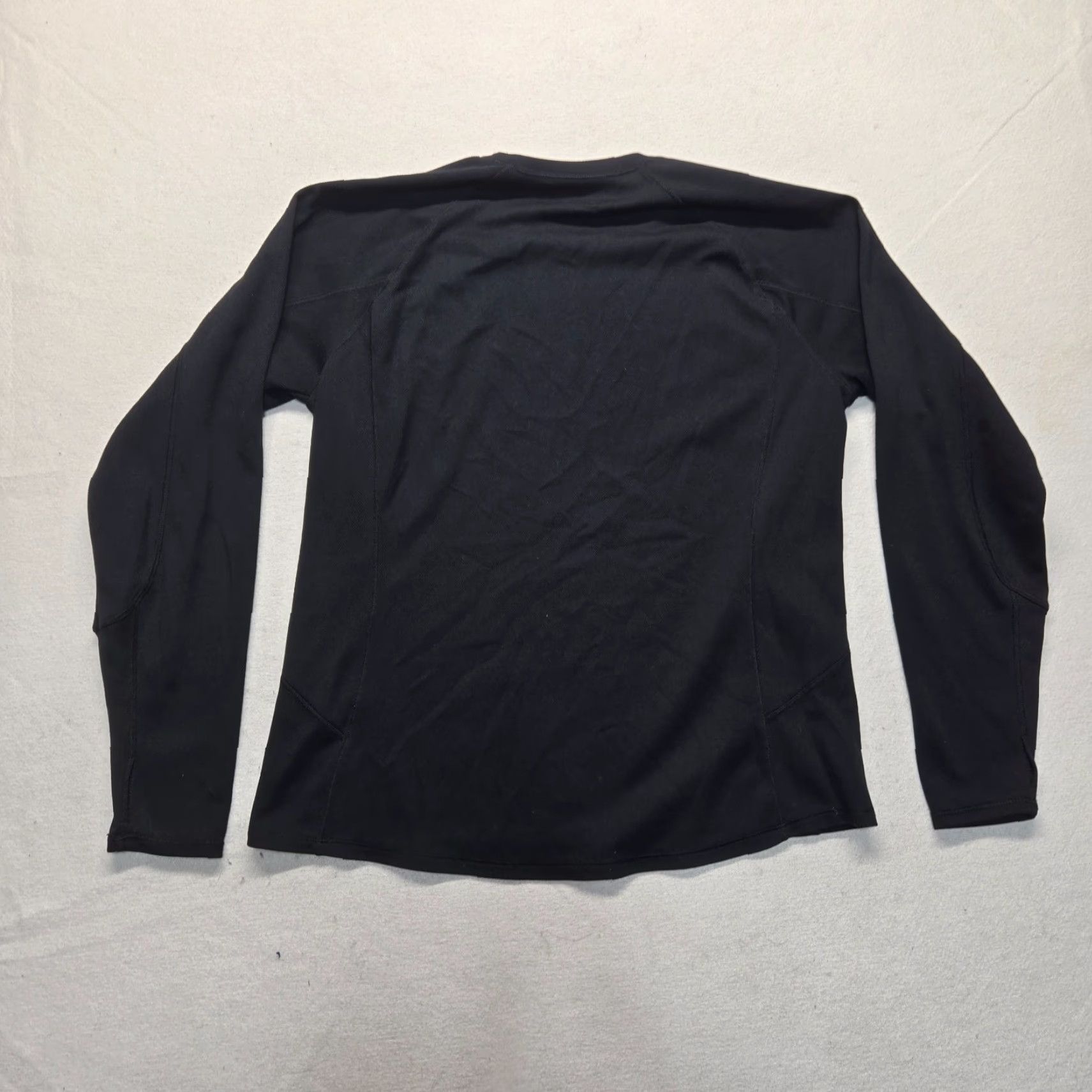 Vintage Vintage L.L. Bean Black Crewneck T-Shirt Women’s XL Midweight Cotton 2000s Apparel Size XL / US 12-14 / IT 48-50 - 6 Thumbnail