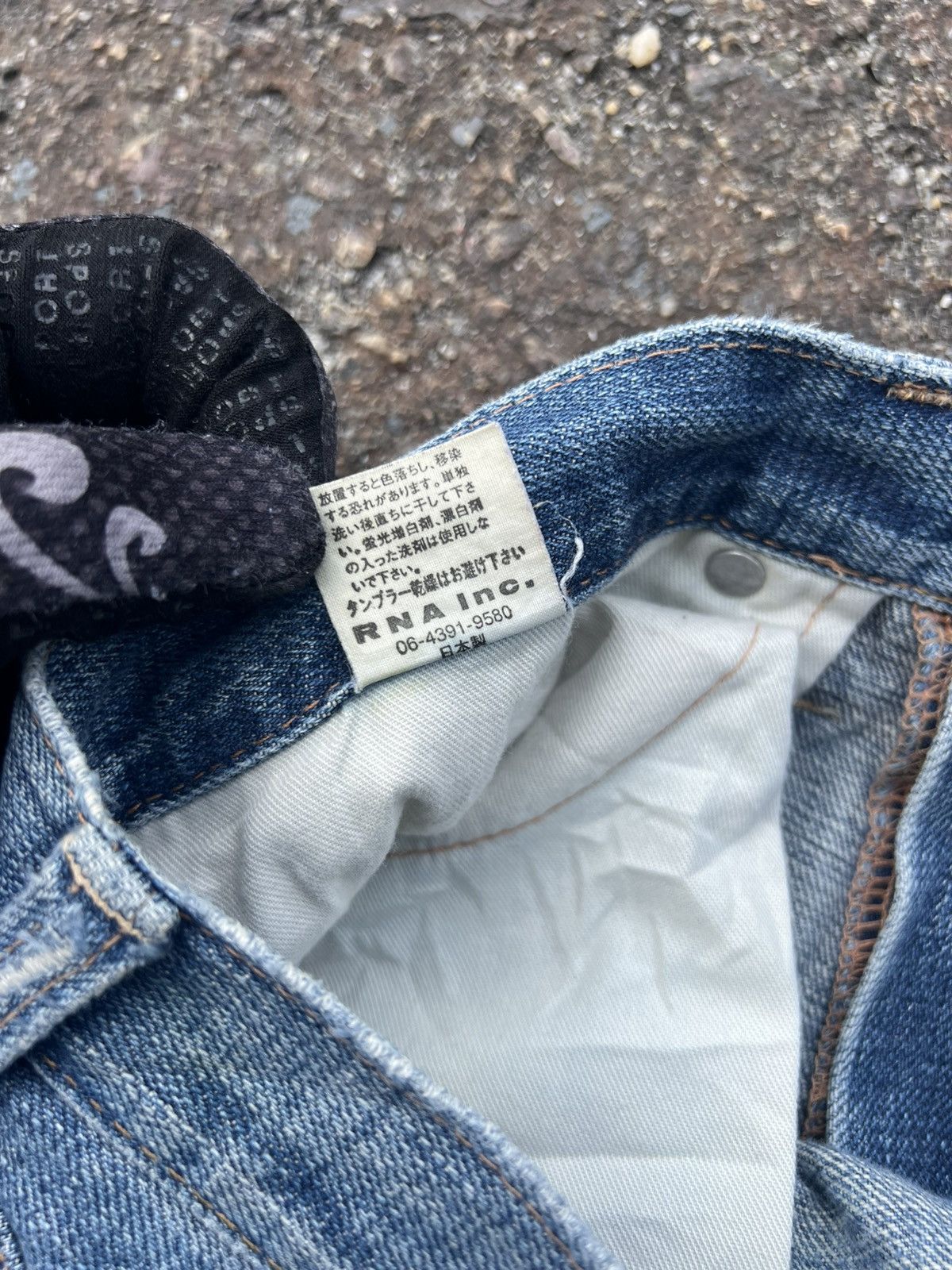 Japanese Brand RNA Jeans Distressed Destroy Size US 32 / EU 48 - 11 Thumbnail