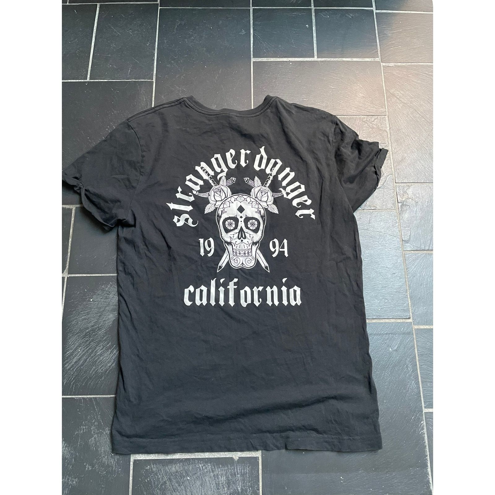 H&M Skull Graphic Pocket Tshirt Medium Size US M / EU 48-50 / 2 - 4 Thumbnail