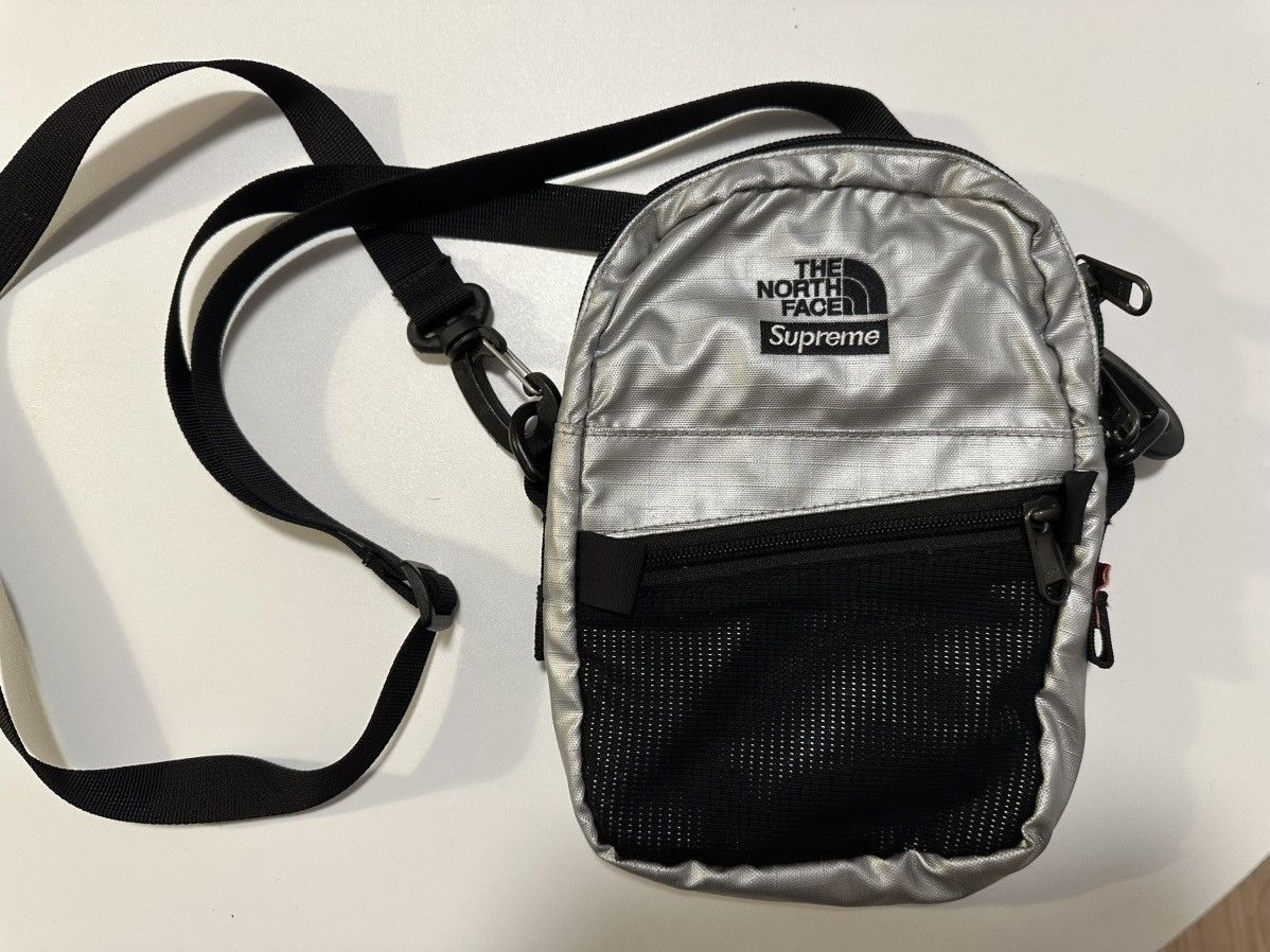 Supreme RARE Vintage Supreme 90s Shoulder Side Field Bag Navy