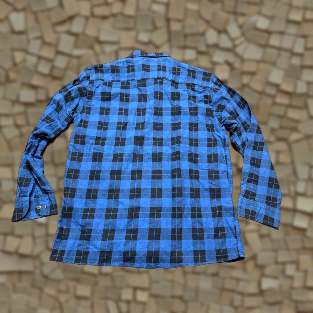 Vintage VINTAGE Saugatuck Shirt Men's M Black Blue Long Sleeve Button-Up Plaid Cotton Flannel Casual Pockets Mens Size US M / EU 48-50 / 2 - 1 Thumbnail