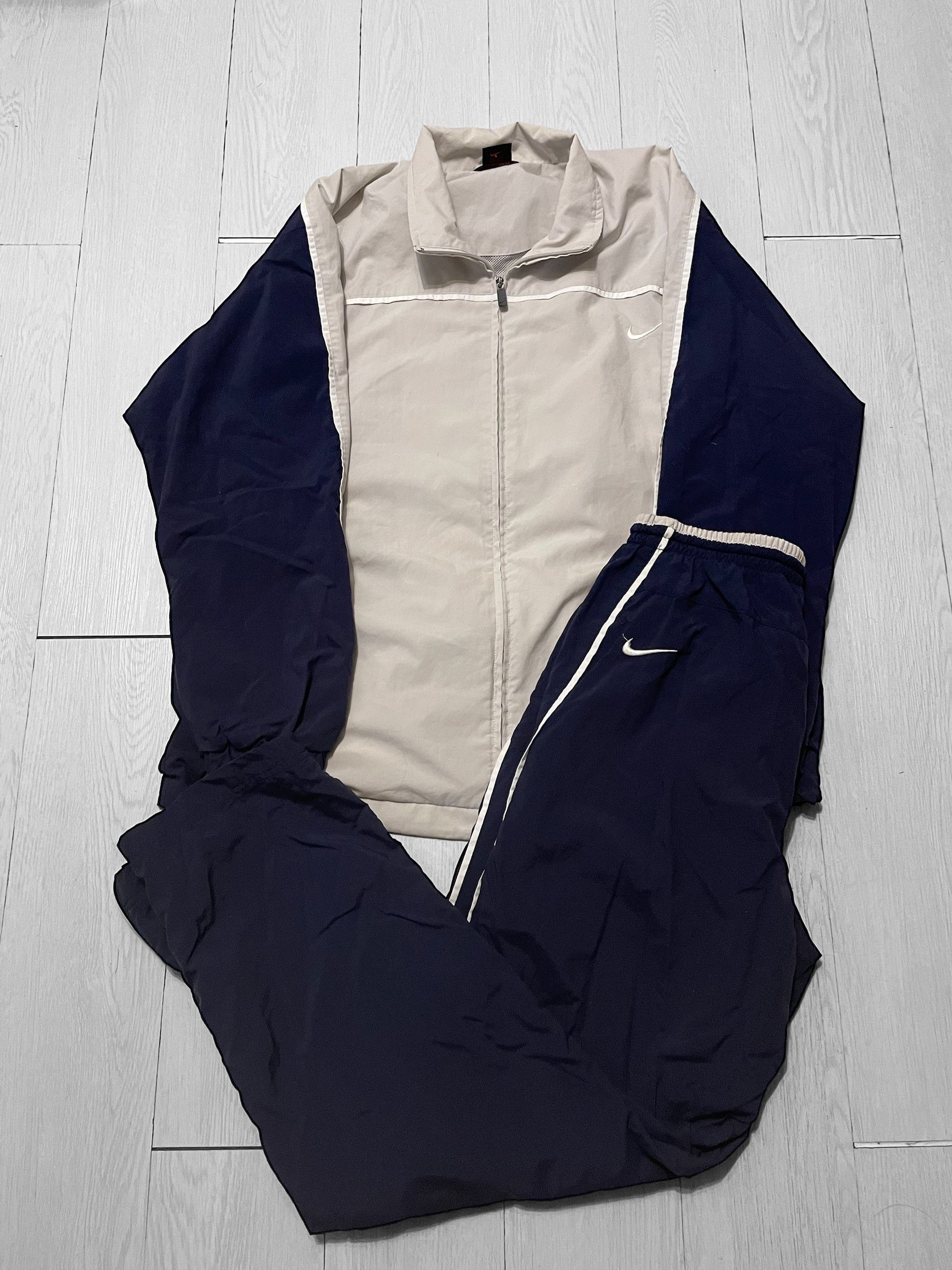 Nike × Vintage Vintage 90s nike traicksuit swoosh logo Size US L / EU 52-54 / 3 - 1 Thumbnail