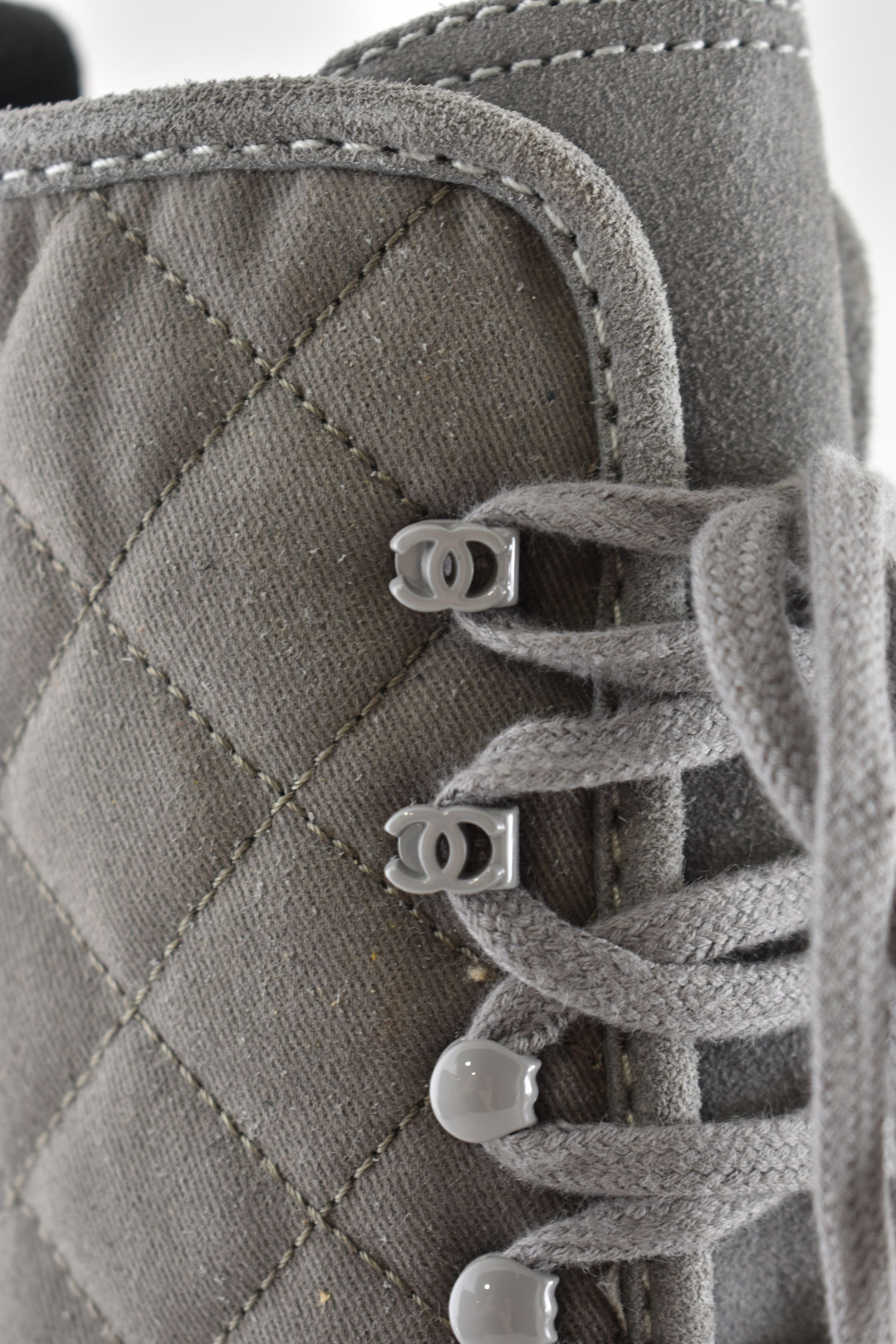 Chanel Chanel 24K Grey Quilted Chain Combat Military Tall Boot 36 Size US 6 / IT 36 - 5 Thumbnail