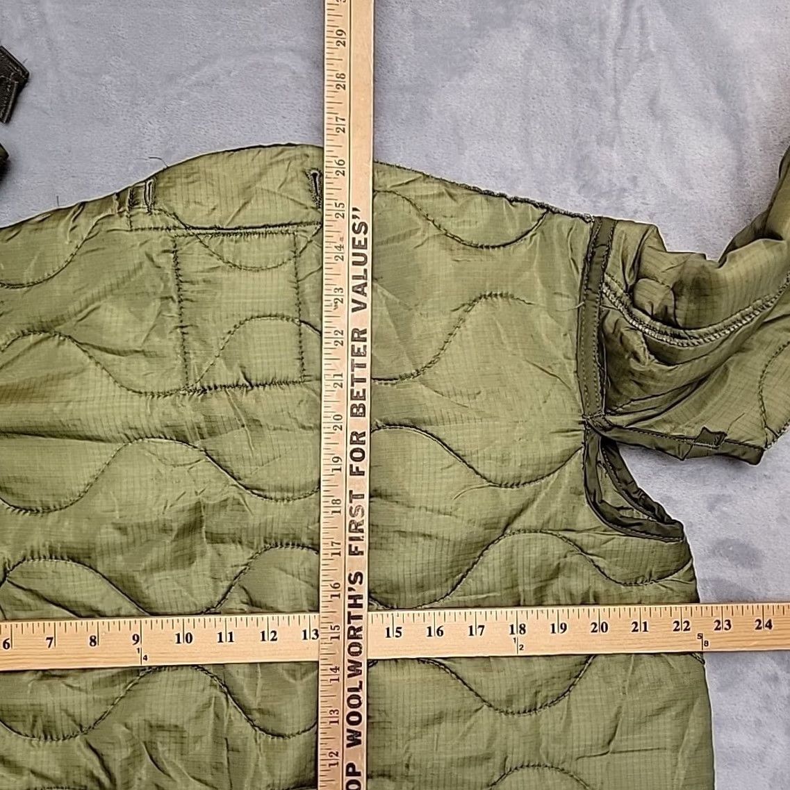 Olive Item Specifications: Brand: Nike Size US XS / EU 42 / 0 - 4 Thumbnail