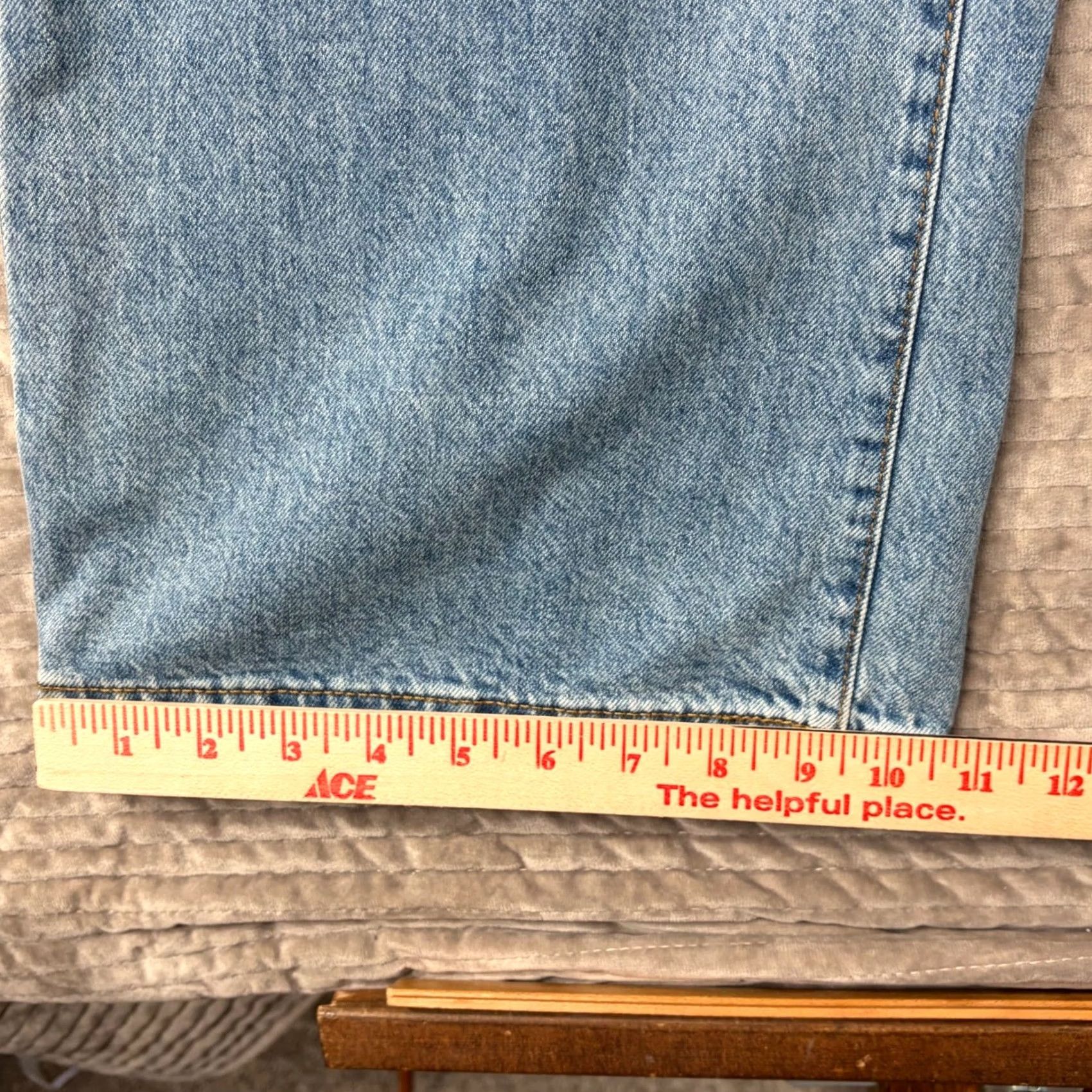 Vintage Joes Jeans Hanoi Low Rise Wide Leg Jeans Light Wash Blue Denim 24 NWT Women Wide-Leg 5-Pocket Zip Button Inseam 31"} Size 42" / US 20 - 3 Thumbnail