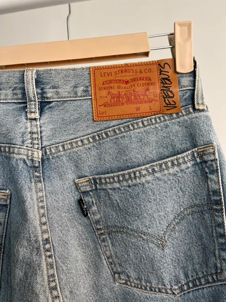 Vetements Vetements SizeXS ss19 Patchwork Jeans with Levi's Size US 30 / EU 46 - 3 Thumbnail