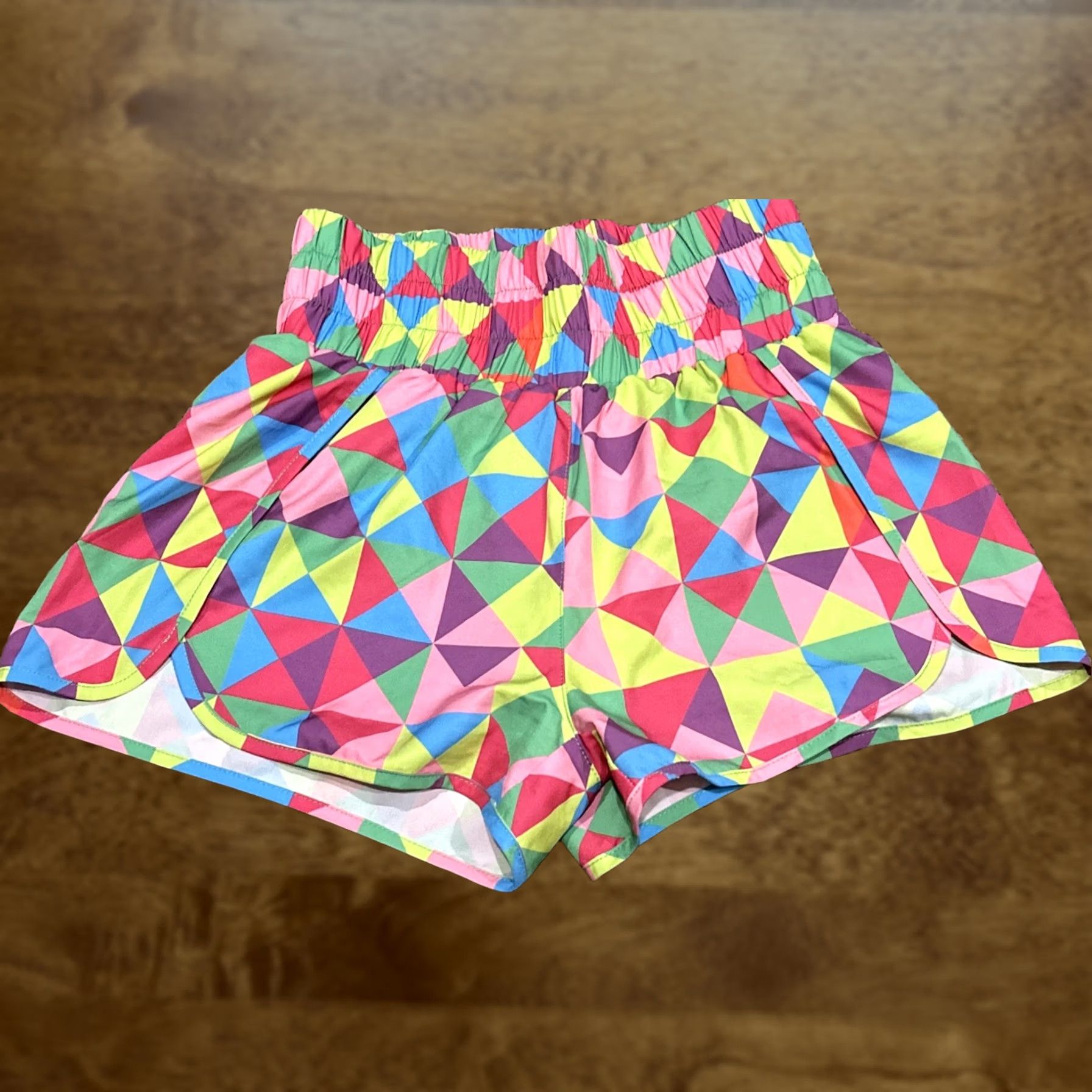 Vintage Lilly Brand Athletic Shorts Women’s S Pink Lined Polyester Blend A14 Size 28" / US 6 / IT 42 - 1 Thumbnail