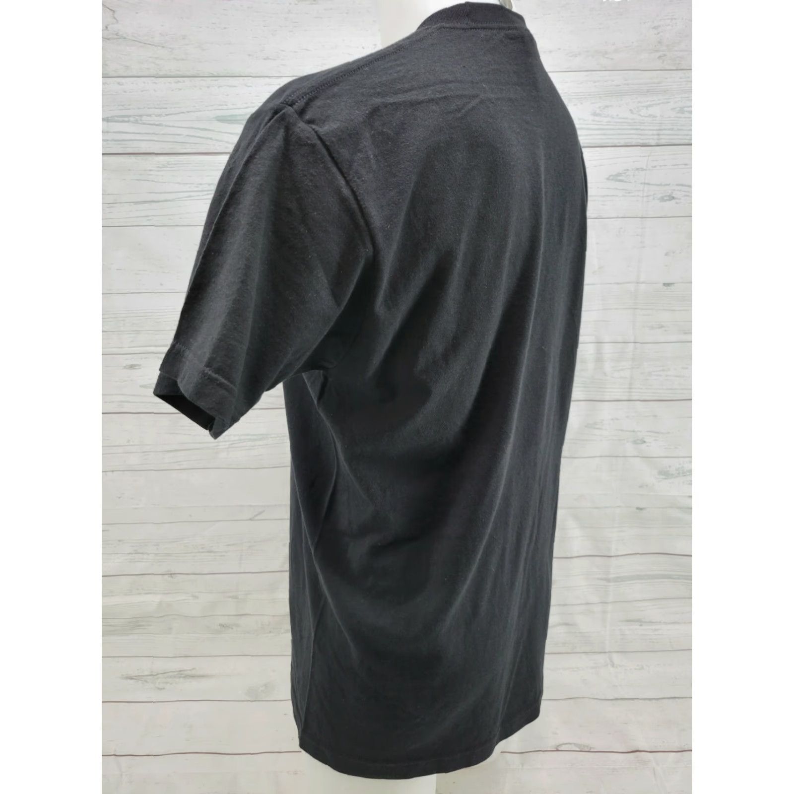 Tultex Halloween One Good Scare Men's T Shirt Knife Everyones Entitled Size Large Size US L / EU 52-54 / 3 - 7 Thumbnail