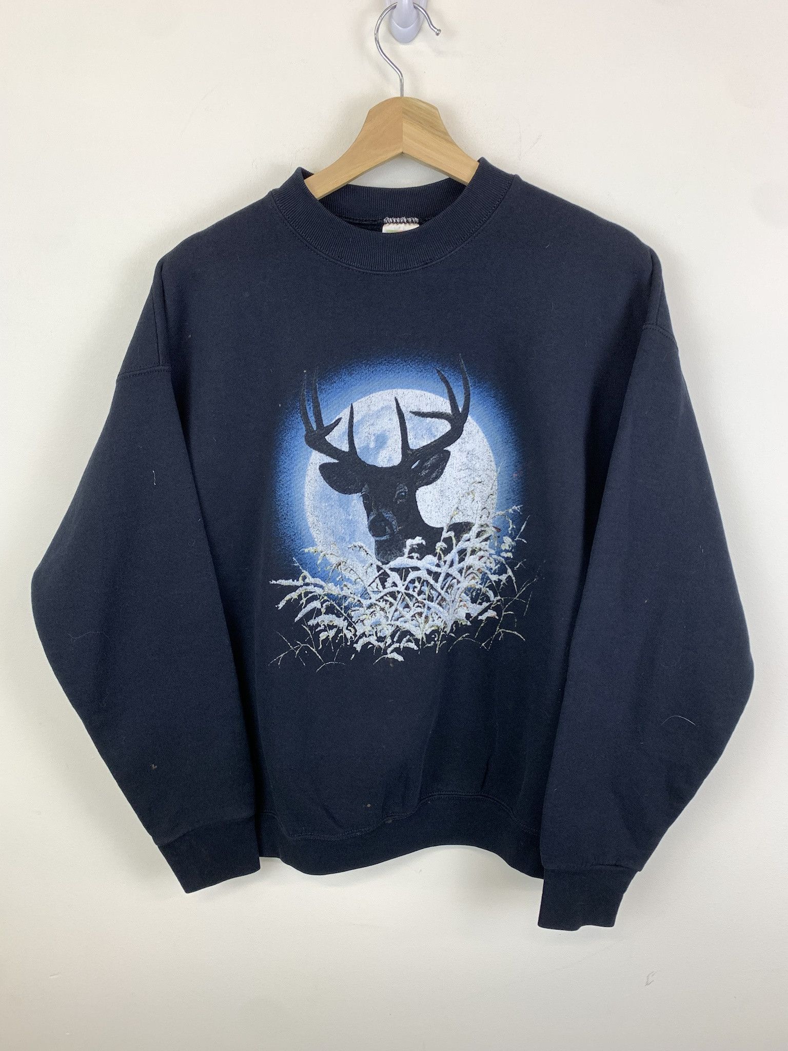 Vintage Vintage Crewneck Moonlit Buck Art Crewneck Size L Size US L / EU 52-54 / 3 - 1 Thumbnail