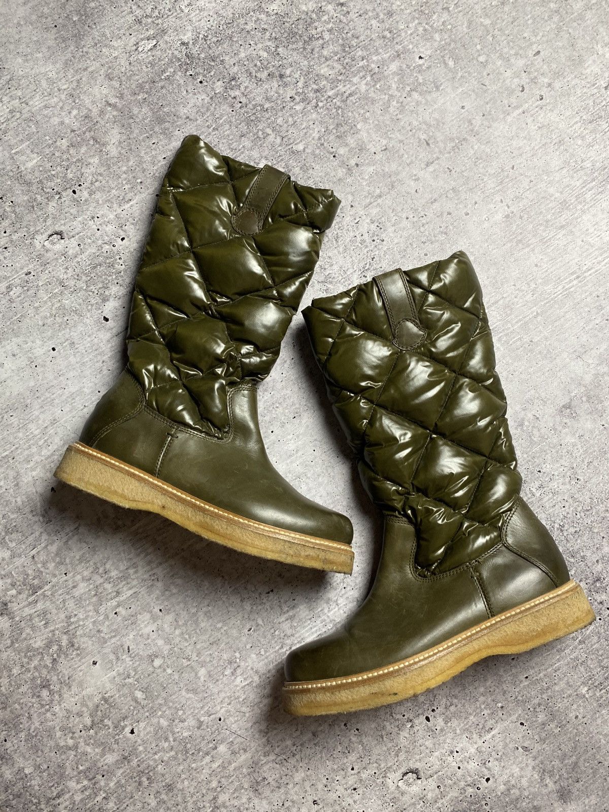 Moncler Vintage Moncler Puffer Boots Size US 8 / IT 38 - 2 Thumbnail