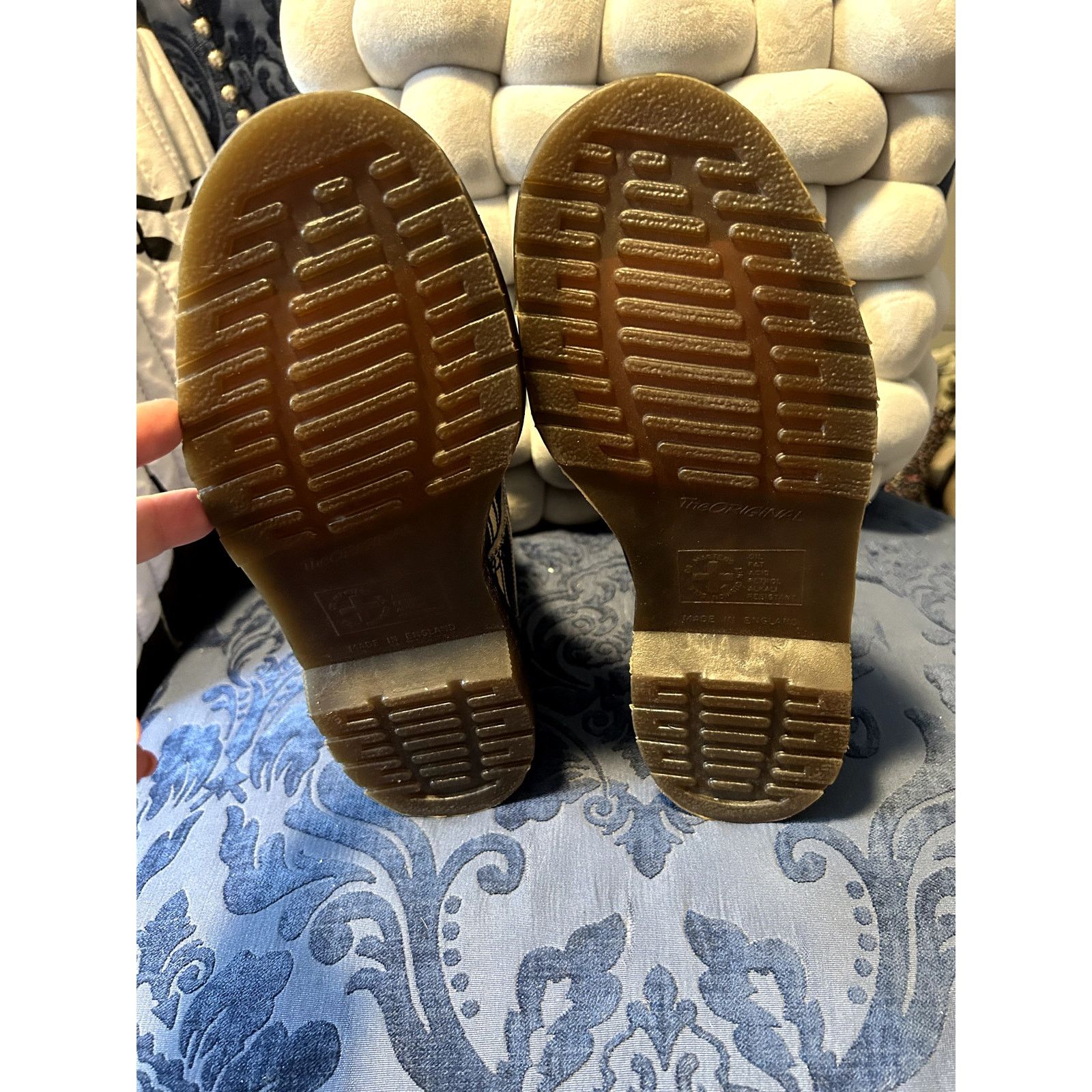 Dr. Martens Dr Martens Navy and Cream Striped Canvas size 5/EU 35 MIE Size US 5 / IT 35 - 7 Thumbnail