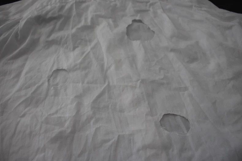Comme des Garcons Comme Des Garcons 3D shirt with holes Size US XS / EU 42 / 0 - 5 Thumbnail