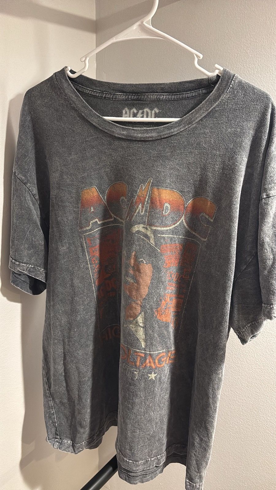 AC/DC Vintage AC/Dc Merch L/XL Size US XL / EU 56 / 4 - 1 Thumbnail