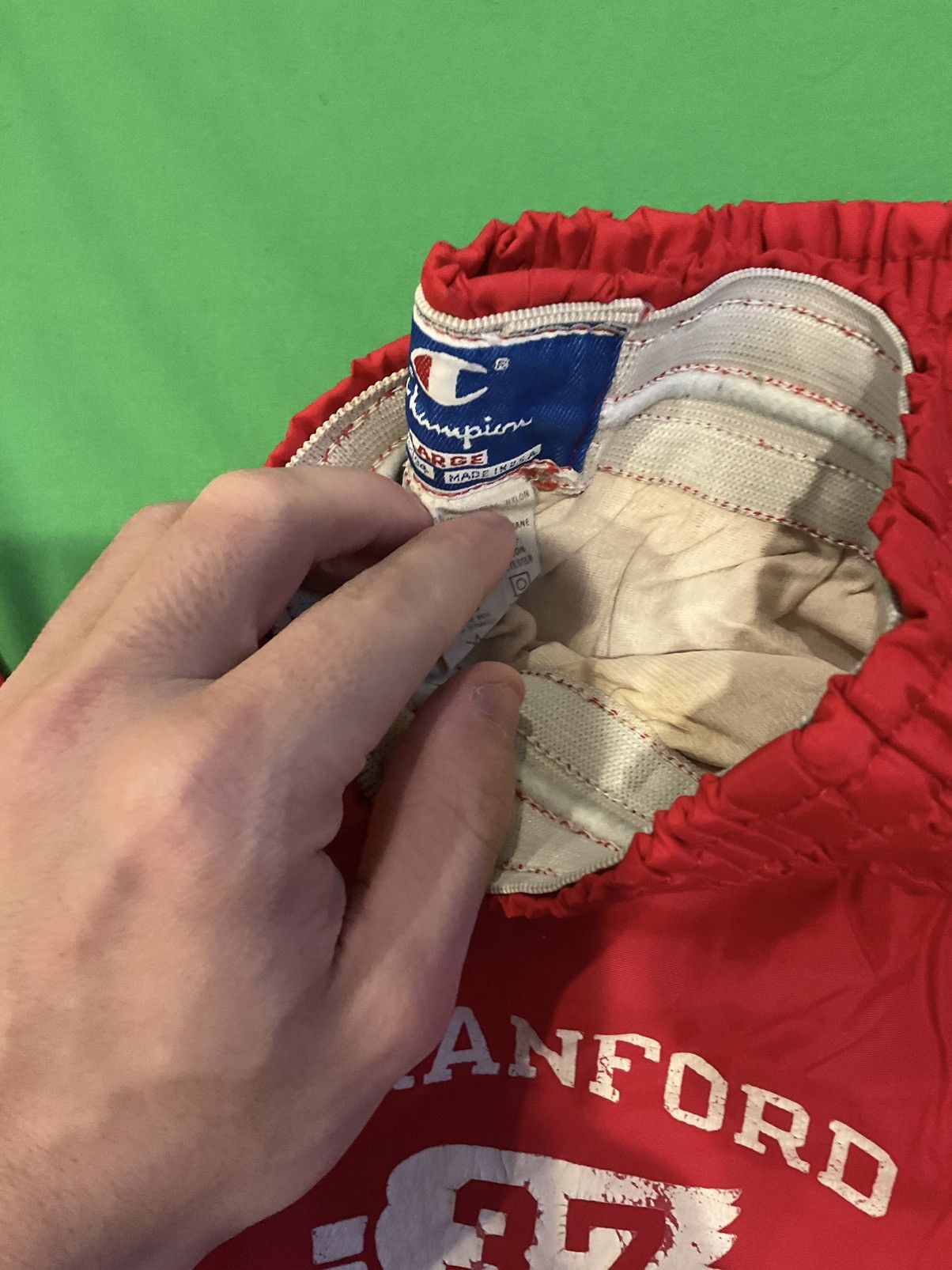 Champion × Vintage Vintage Champion red track pants Size US 32 / EU 48 - 2 Thumbnail