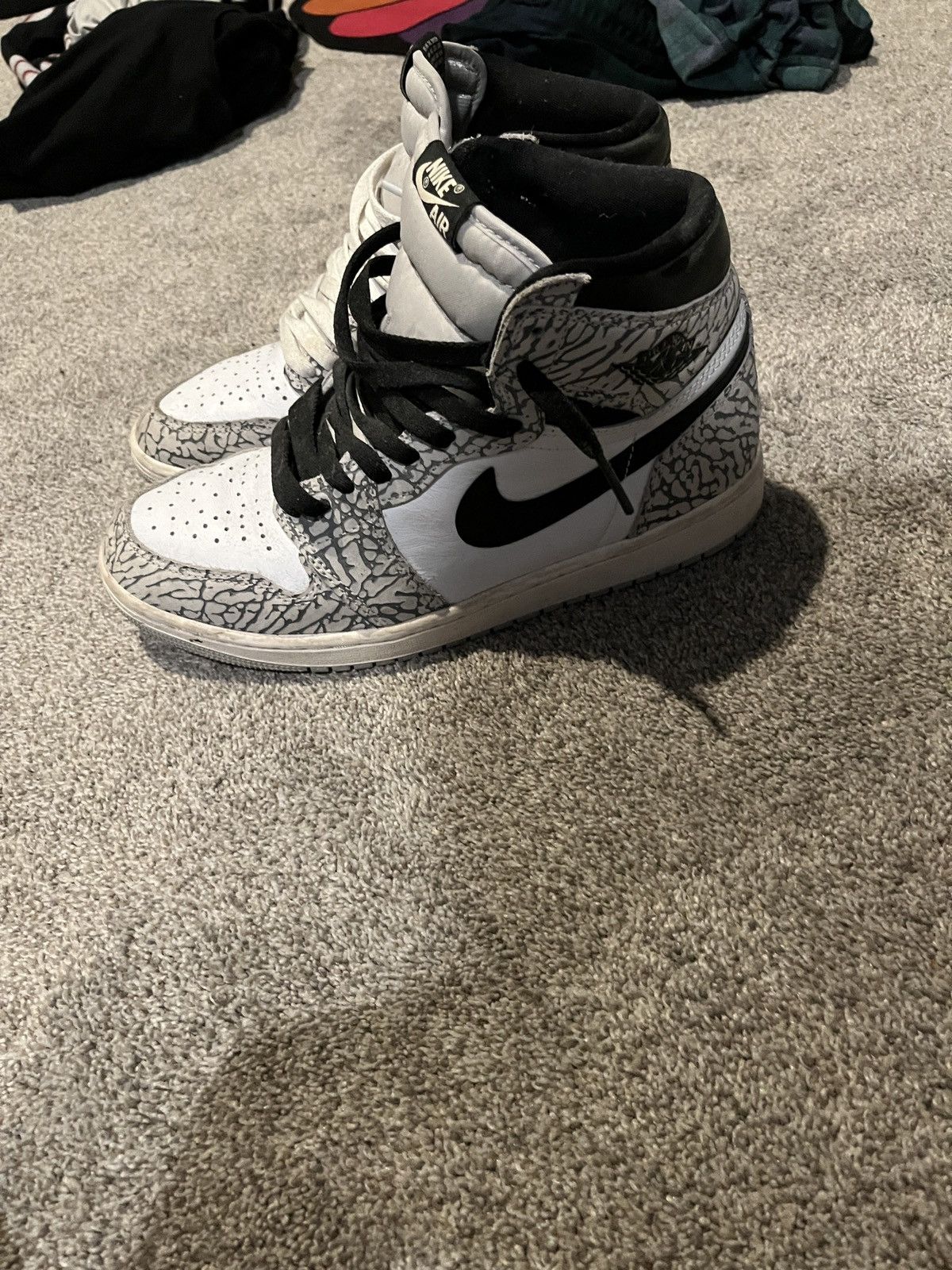 Jordan Brand Air Jordan High Retro White Cement Size 8.5 Size US 8.5 / EU 41-42 - 4 Thumbnail