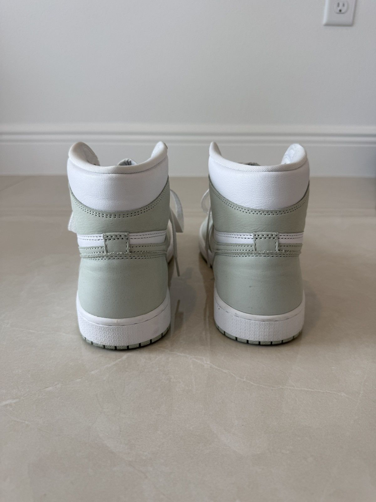 Nike Air Jordan Retro High OG “Seafoam” Size US 11 / IT 41 - 3 Thumbnail