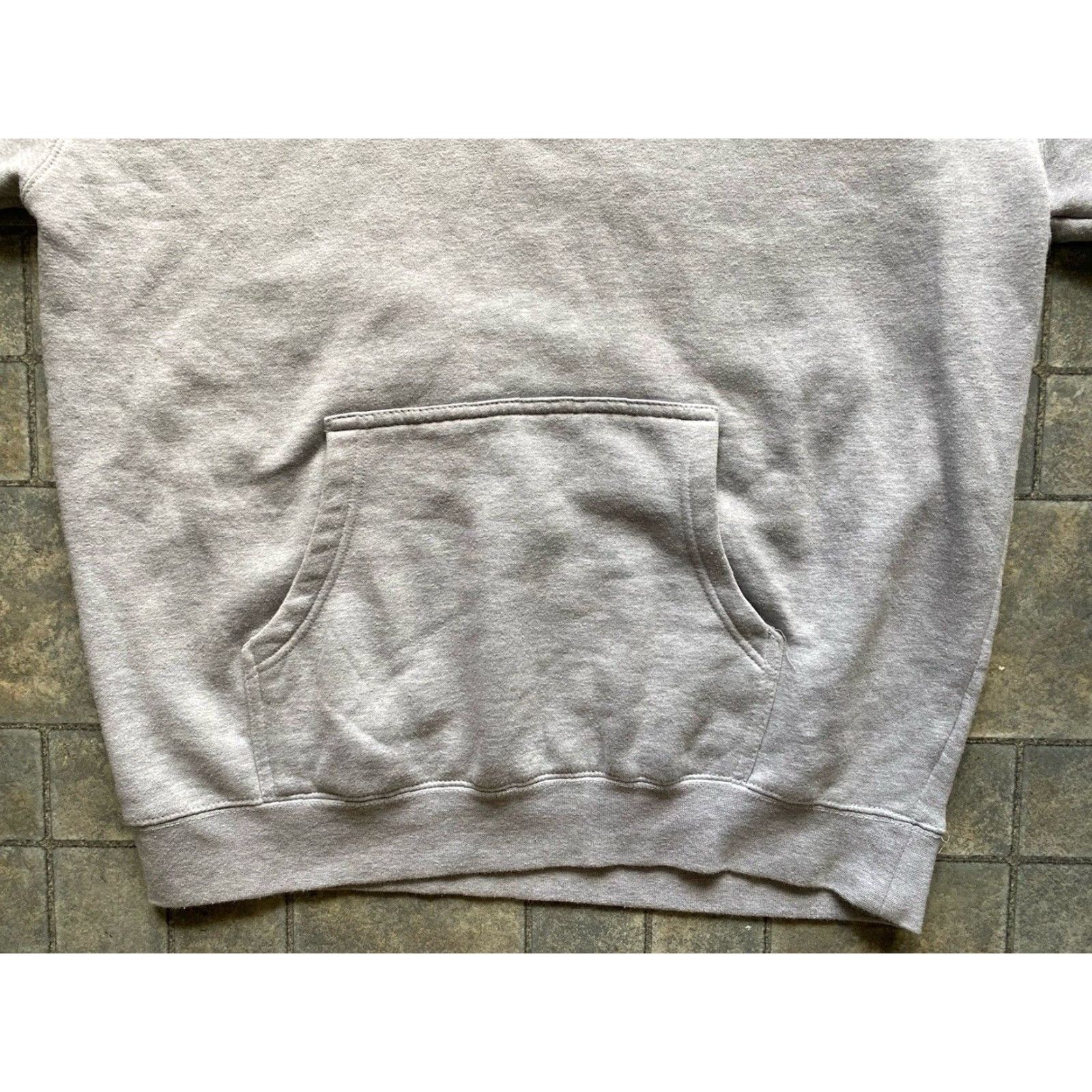 Vintage Taylor Swift Pullover Hoodie Men L Gray Taylor Swift Red Taylor’s Version Gray Mens Hoodies Size US L / EU 52-54 / 3 - 4 Thumbnail