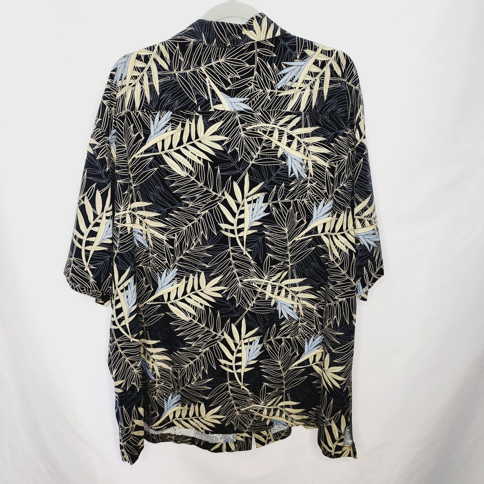 Caribbean Caribbean Black Floral Tropical Button Front Shirt Size US XXL / EU 58 / 5 - 2 Thumbnail