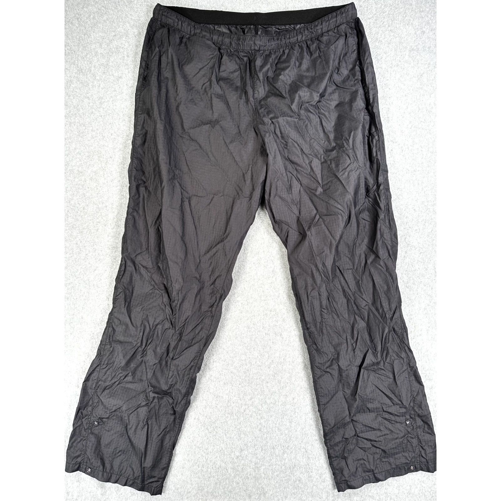 Patagonia Patagonia Nylon Windbreaker Pants Snap Ankle Lightweight Black Mens Large Y2K Size US 33 - 2 Thumbnail