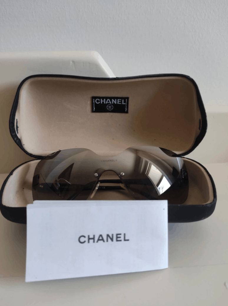 Chanel Chanel Sunglasses 4029 CC Rhinestone Logo Rimless Vintage Size ONE SIZE - 3 Thumbnail