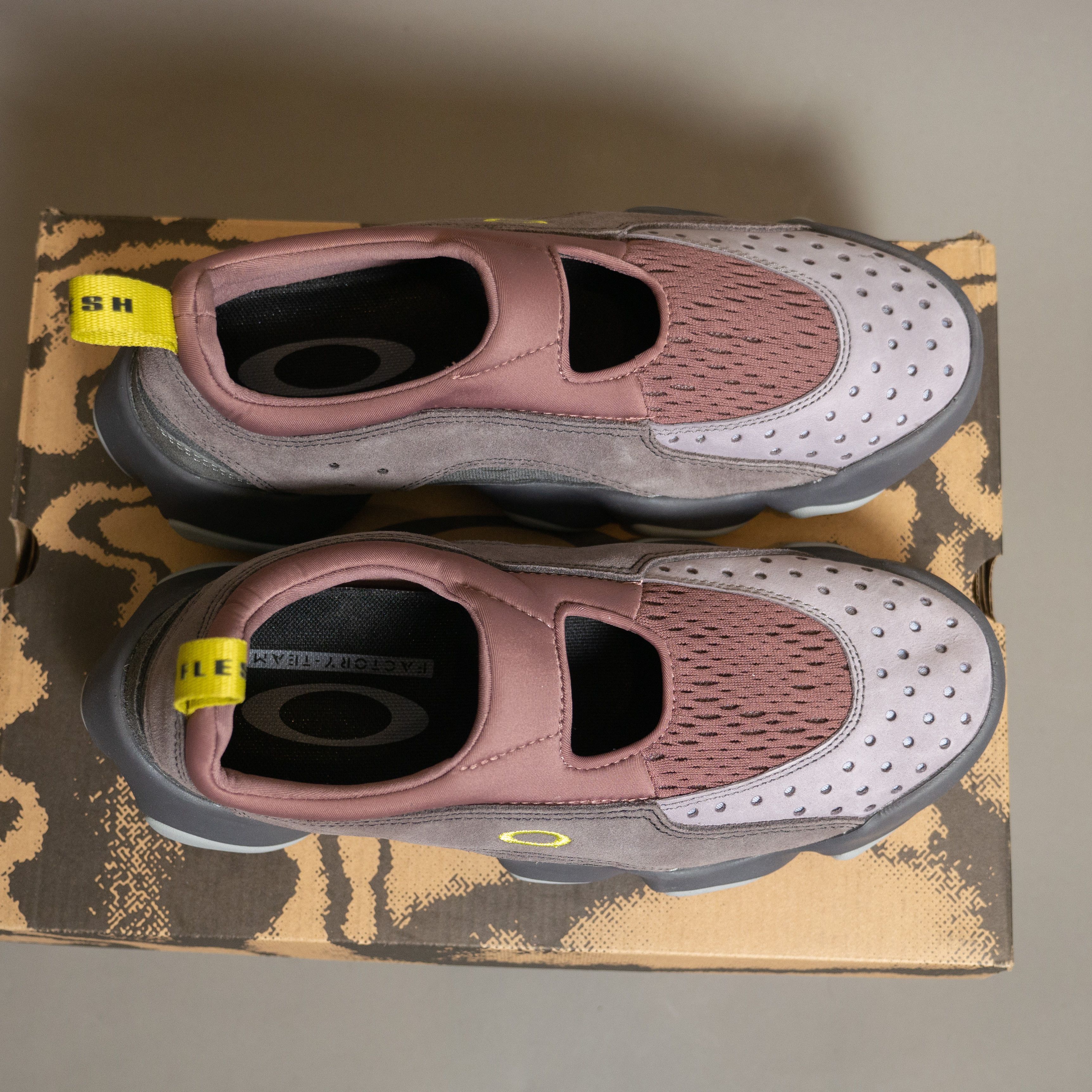 Brain Dead × Oakley Brain Dead x Oakley Suede Flesh Sandal Rose/Taupe New Size US 9 / EU 42 - 8 Thumbnail