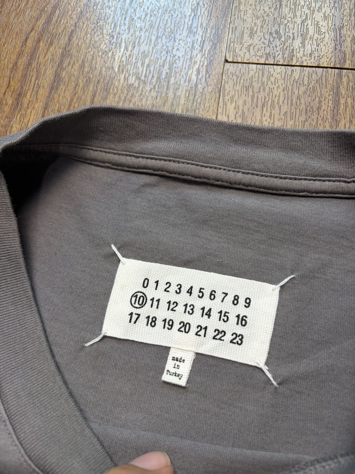 Maison Margiela FREE TAX! Maison Margiela Four Stitch Basic Tee Size US L / EU 52-54 / 3 - 4 Thumbnail