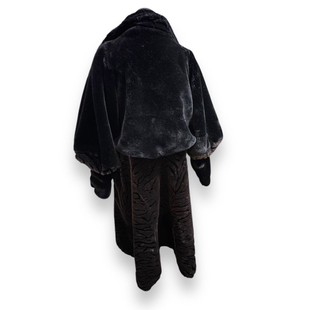 Vintage Women’s XXL Vintage Faux Fur 3/4 Maxi Opera Coat Size XXL / US 16-18 / IT 52-54 - 7 Thumbnail