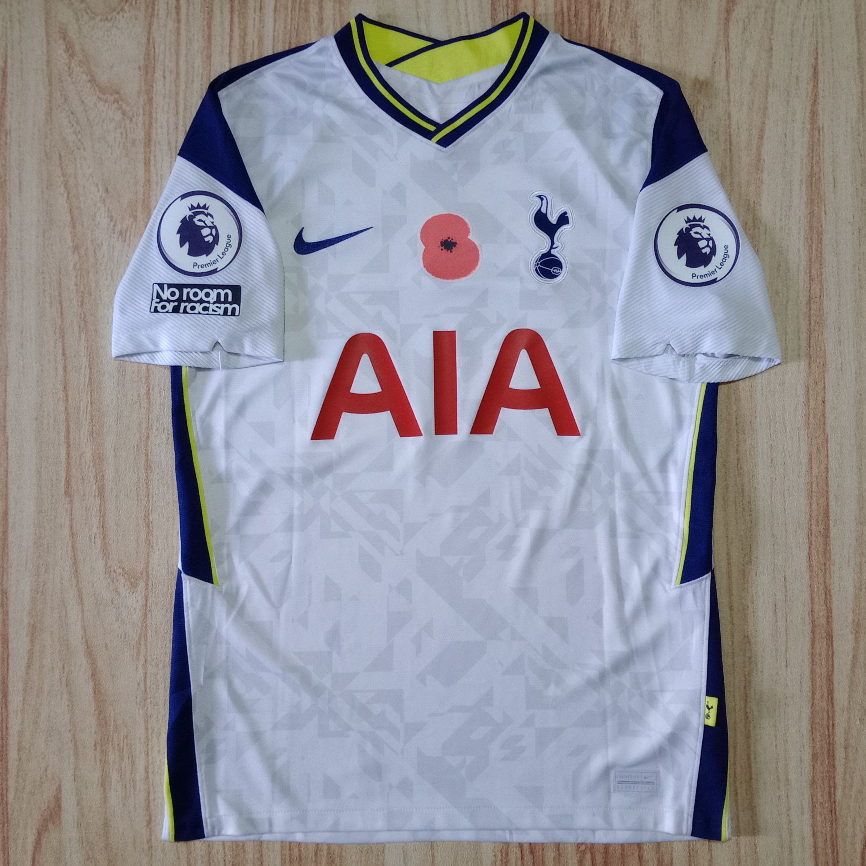 image of Nike x Soccer Jersey Tottenham Hotspur 2020-2021 Home Jersey Son Heung Min 7 in White Navy (Size Me