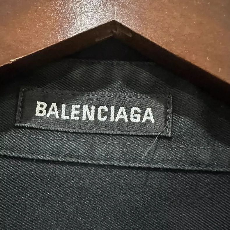 Balenciaga Balenciaga Fake two button shirt jacket Size XS / US 0-2 / IT 36-38 - 4 Thumbnail