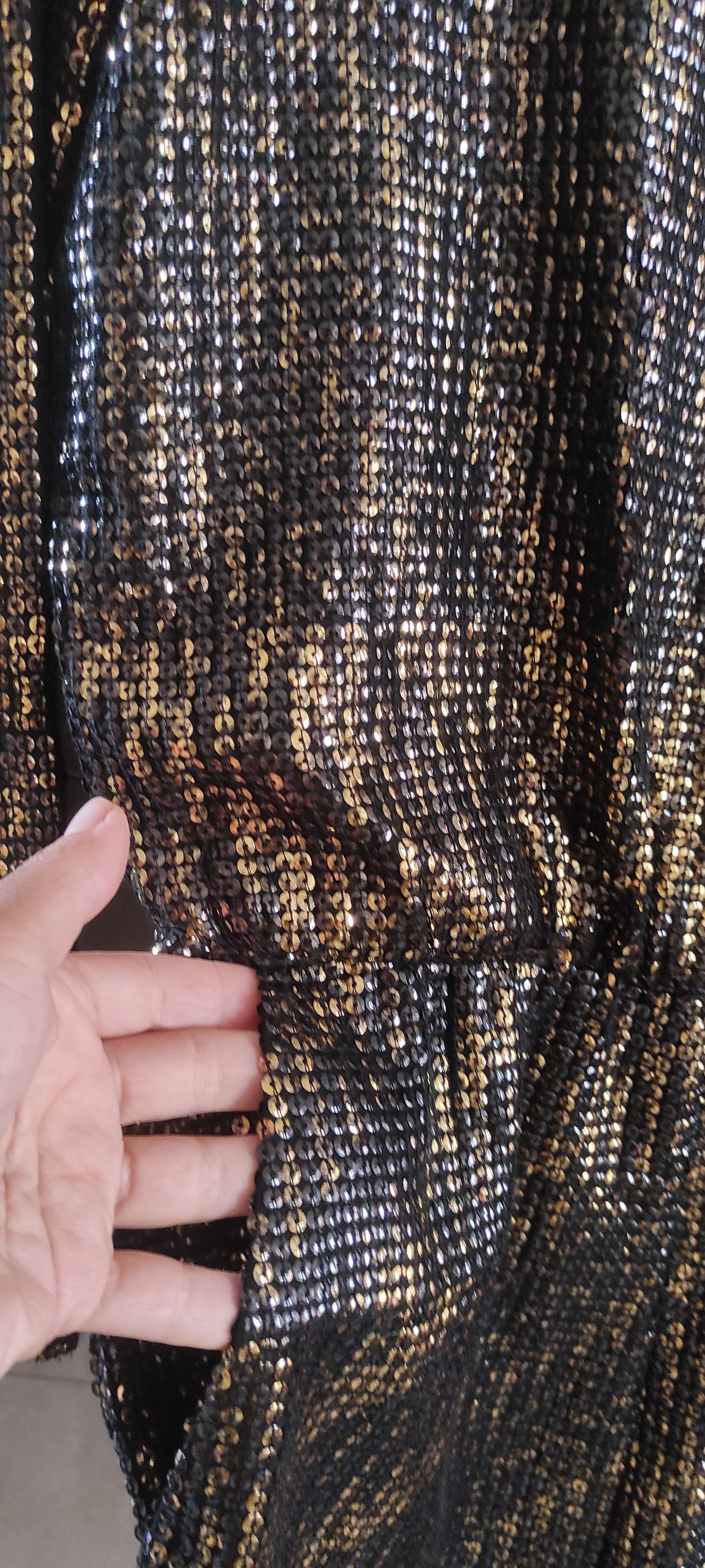 Zara ZARA Jumpsuit Gold Sequin Black Metallic Long Sleeve Romper Size 26" / US 2 / IT 38 - 9 Thumbnail