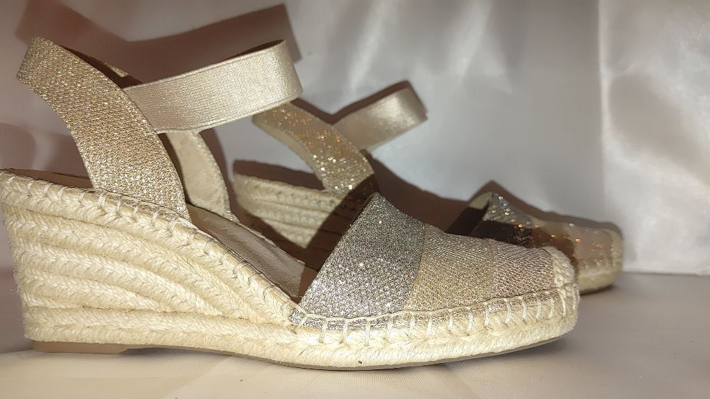 The Unbranded Brand Anne Klein Metallic & Leather Aleahia Espadrille Size 8M Size US 8 / IT 38 - 5 Thumbnail