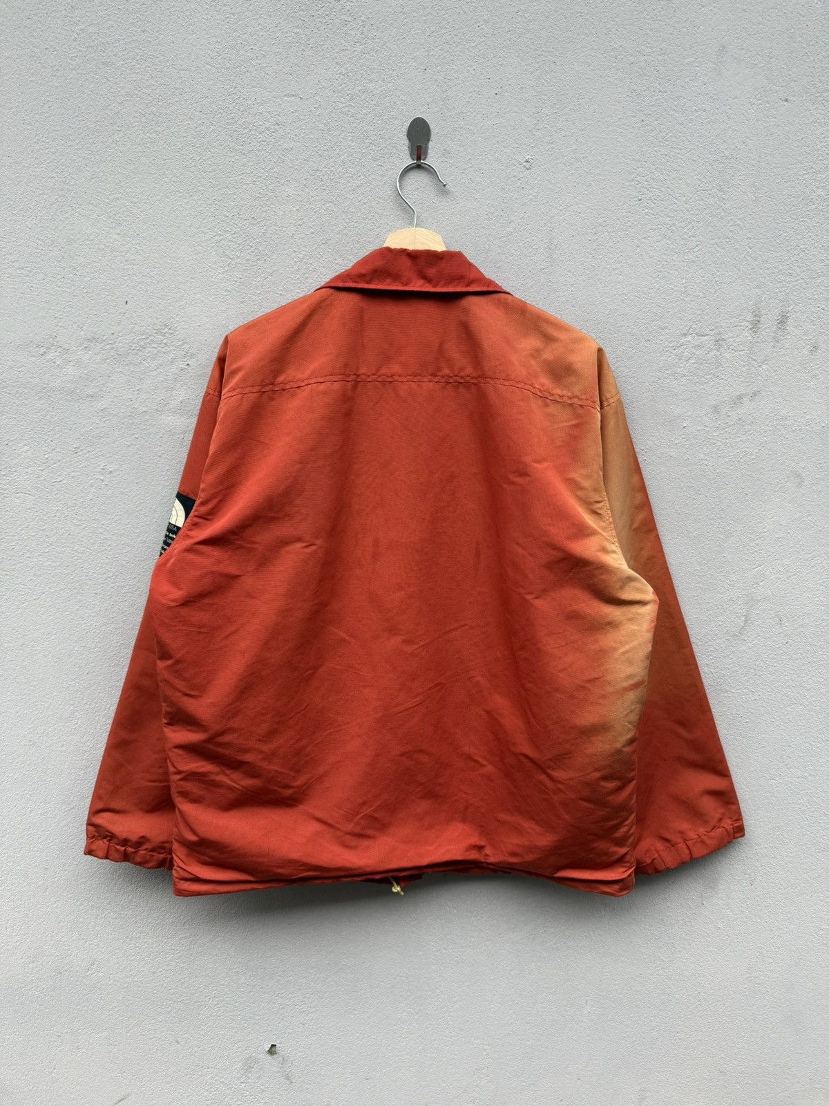 The North Face 🔥VERY RARE🔥 1980s Sunfaded TNF “White Label” Patch Jacket Size US L / EU 52-54 / 3 - 14 Thumbnail