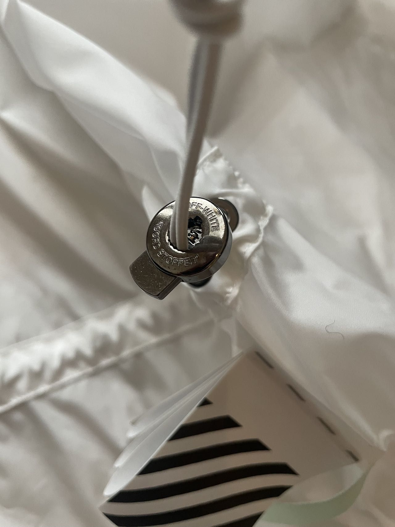 Off-White Off-White Nylon Coat Brand New Women's Coat Size 38 Size XS / US 0-2 / IT 36-38 - 10 Thumbnail