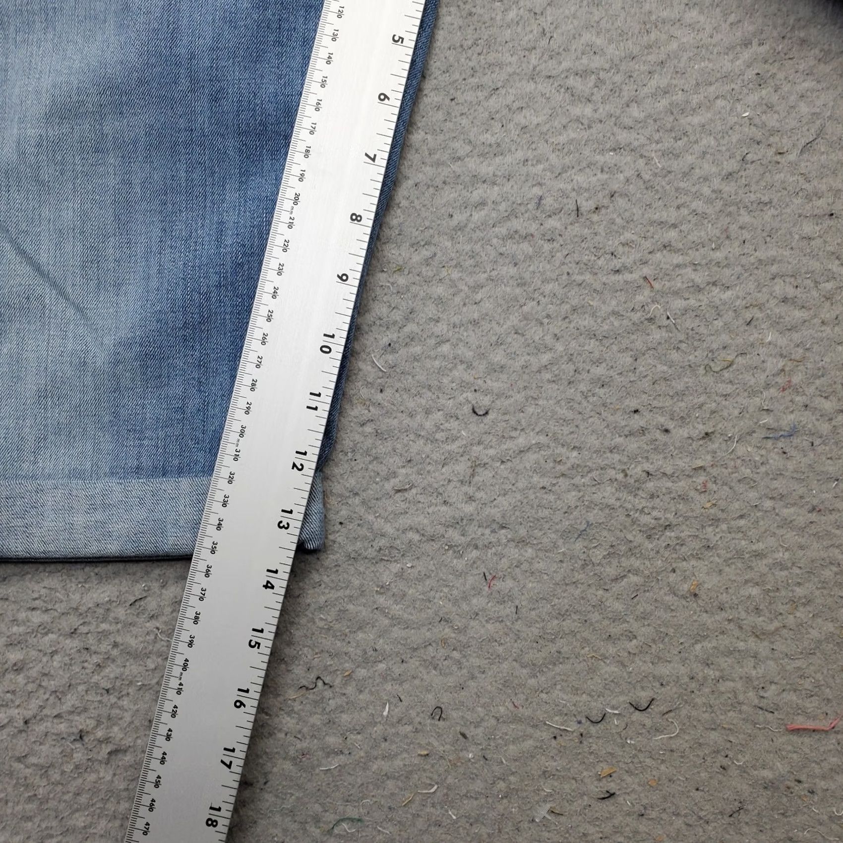 DKNY DKNY Cropped Jeans Womens 10 Blue Denim 5-Pocket Design Cuffed Hem Ludlow Size 32" / US 10 / IT 46 - 4 Thumbnail