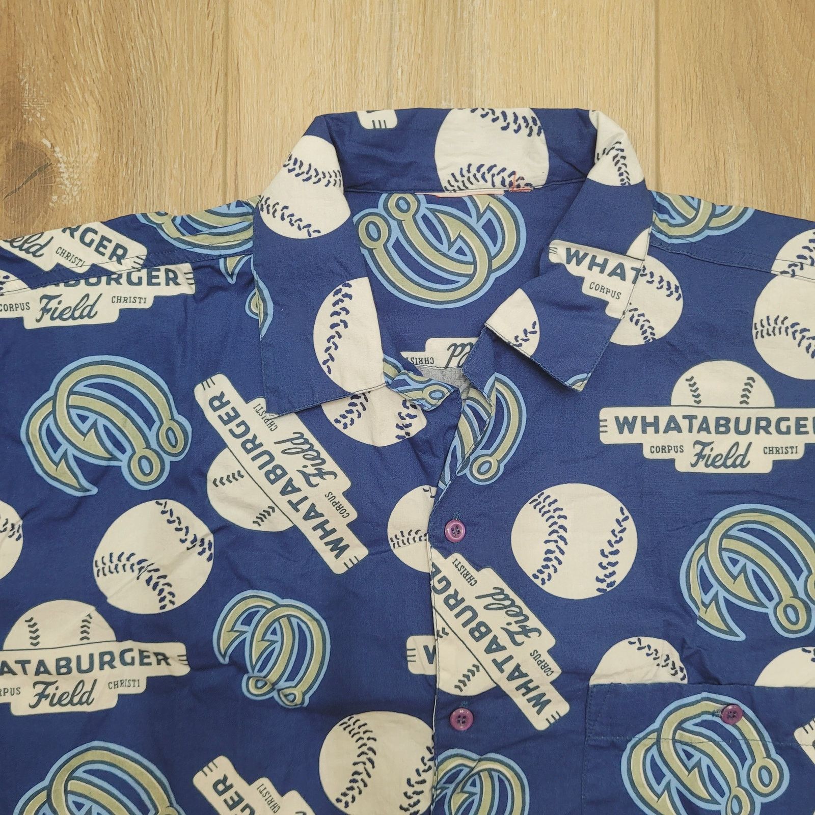 Other Whataburger Hooks Hawaiian Shirt XL MiLB SGA Texas Baseball Size US XL / EU 56 / 4 - 2 Thumbnail