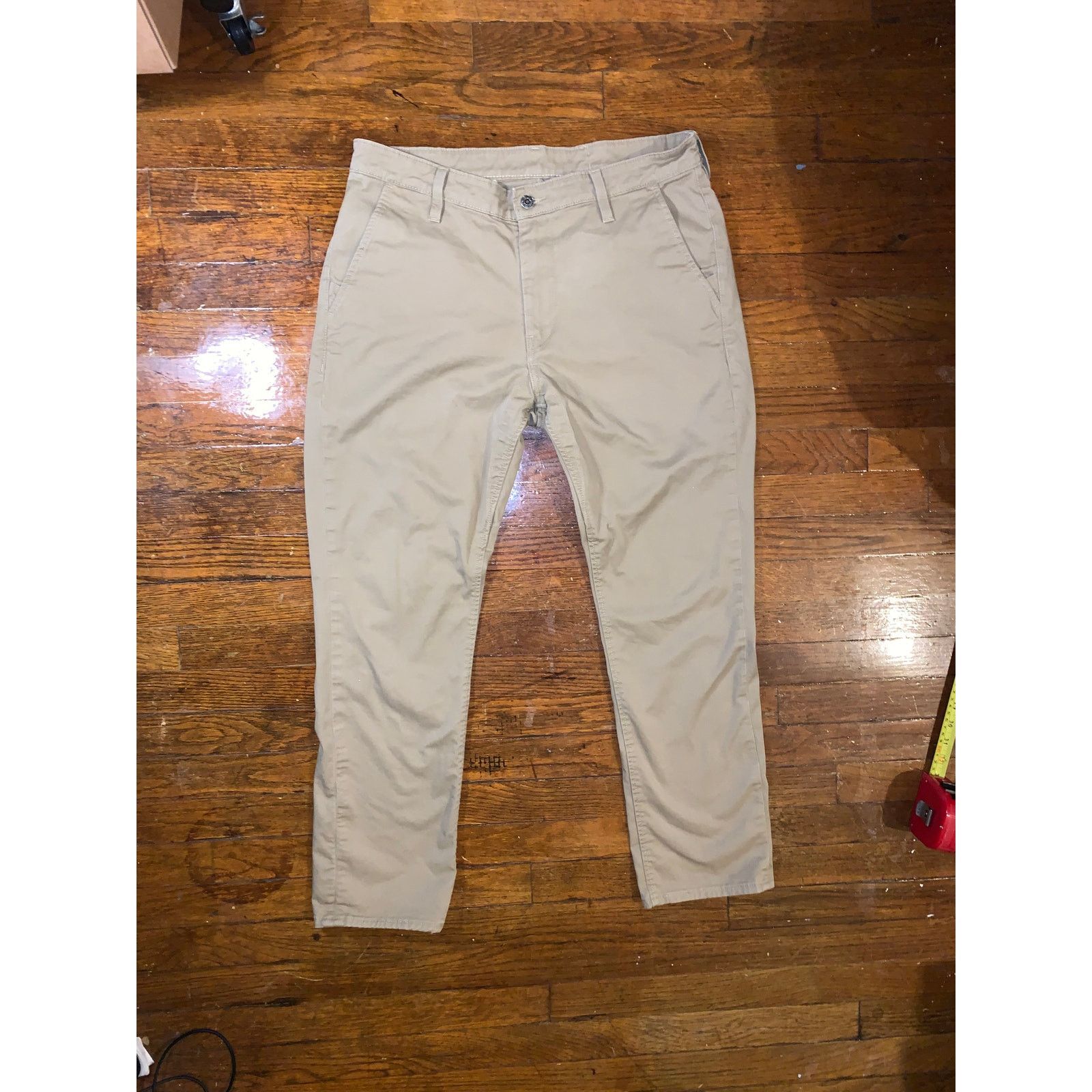 Levi's Levi’s Chino Pants Khaki W36 L30 Slim Straight Casual Mens Size US 36 / EU 52 - 1 Thumbnail